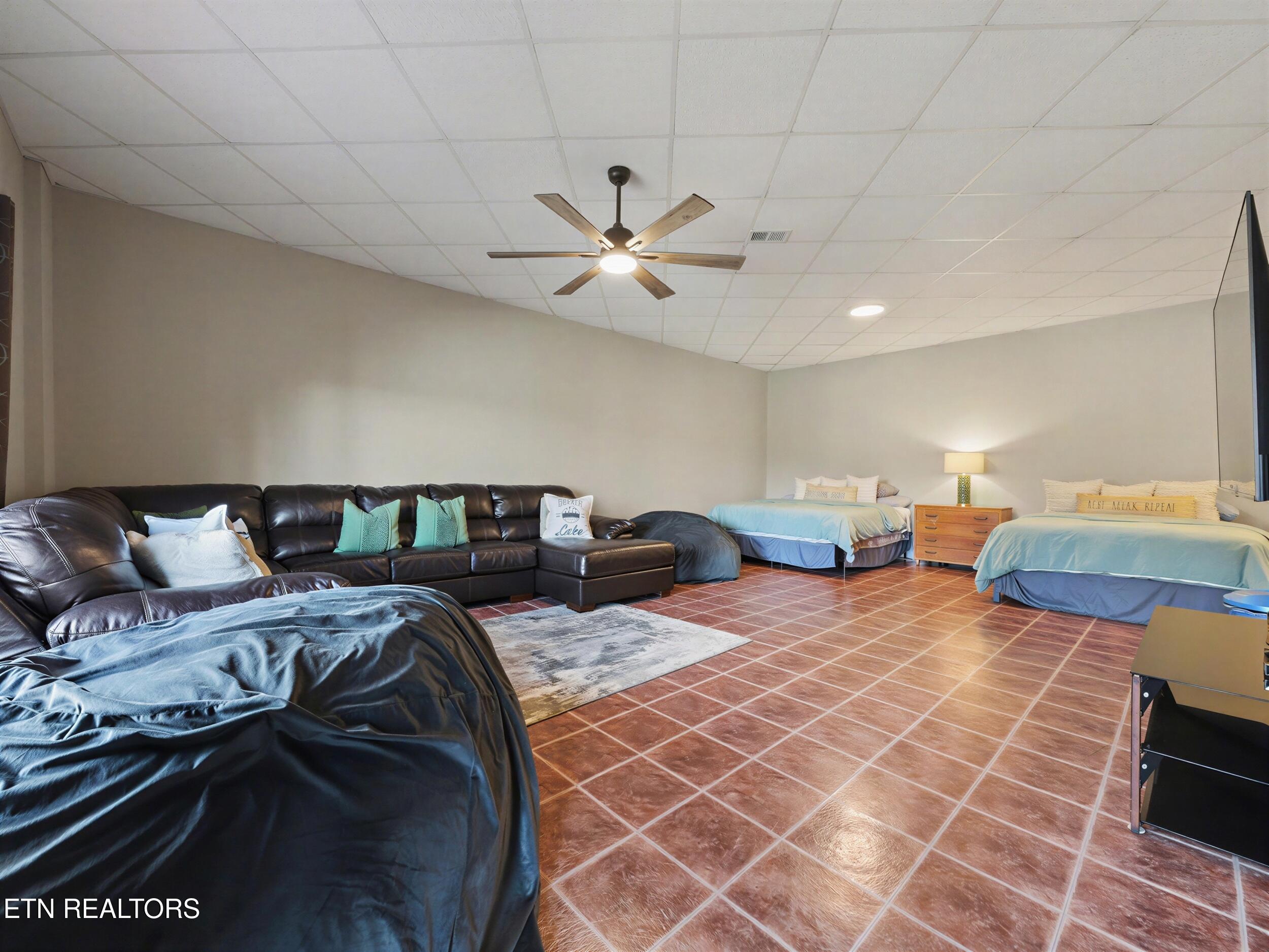 1447 Cove Pointe Road Lafollette TN 37766