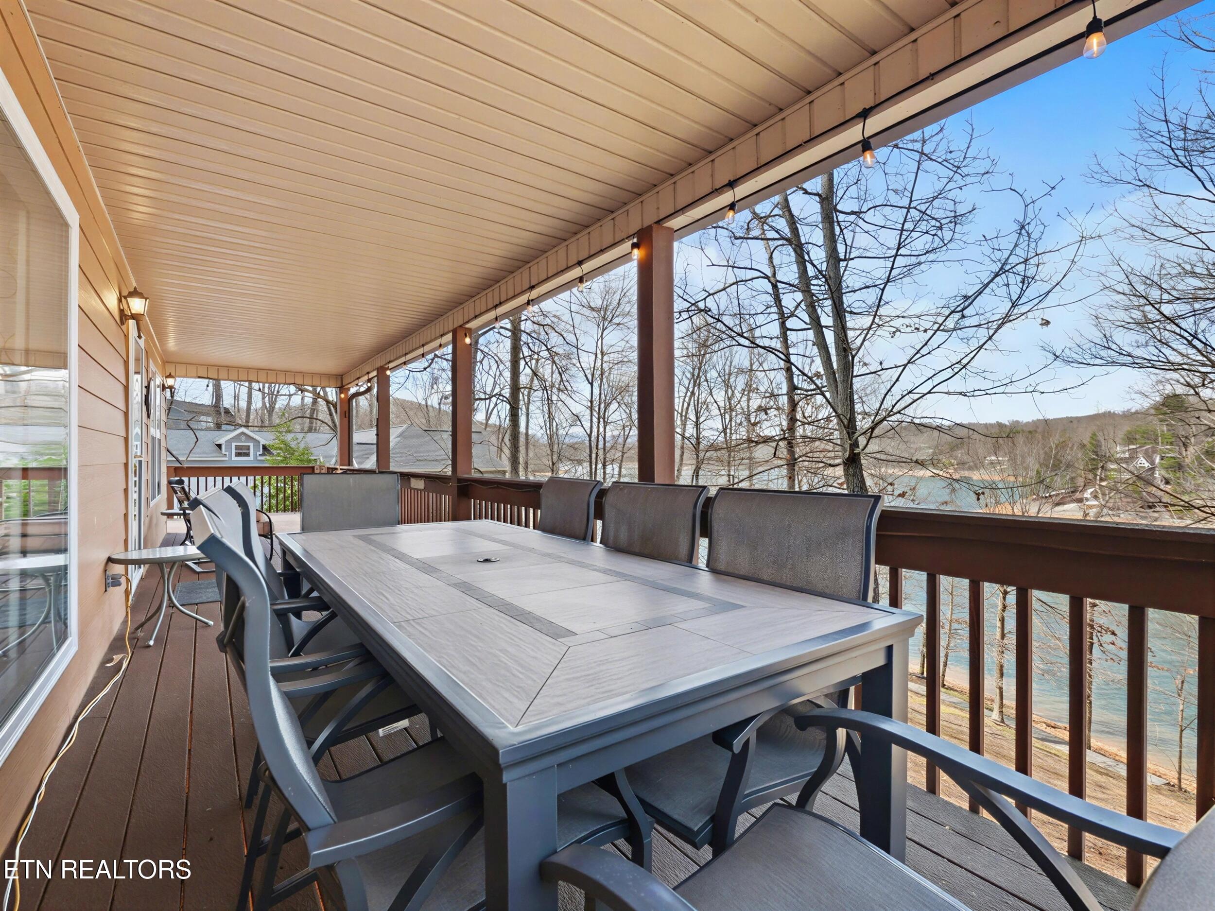 1447 Cove Pointe Road Lafollette TN 37766