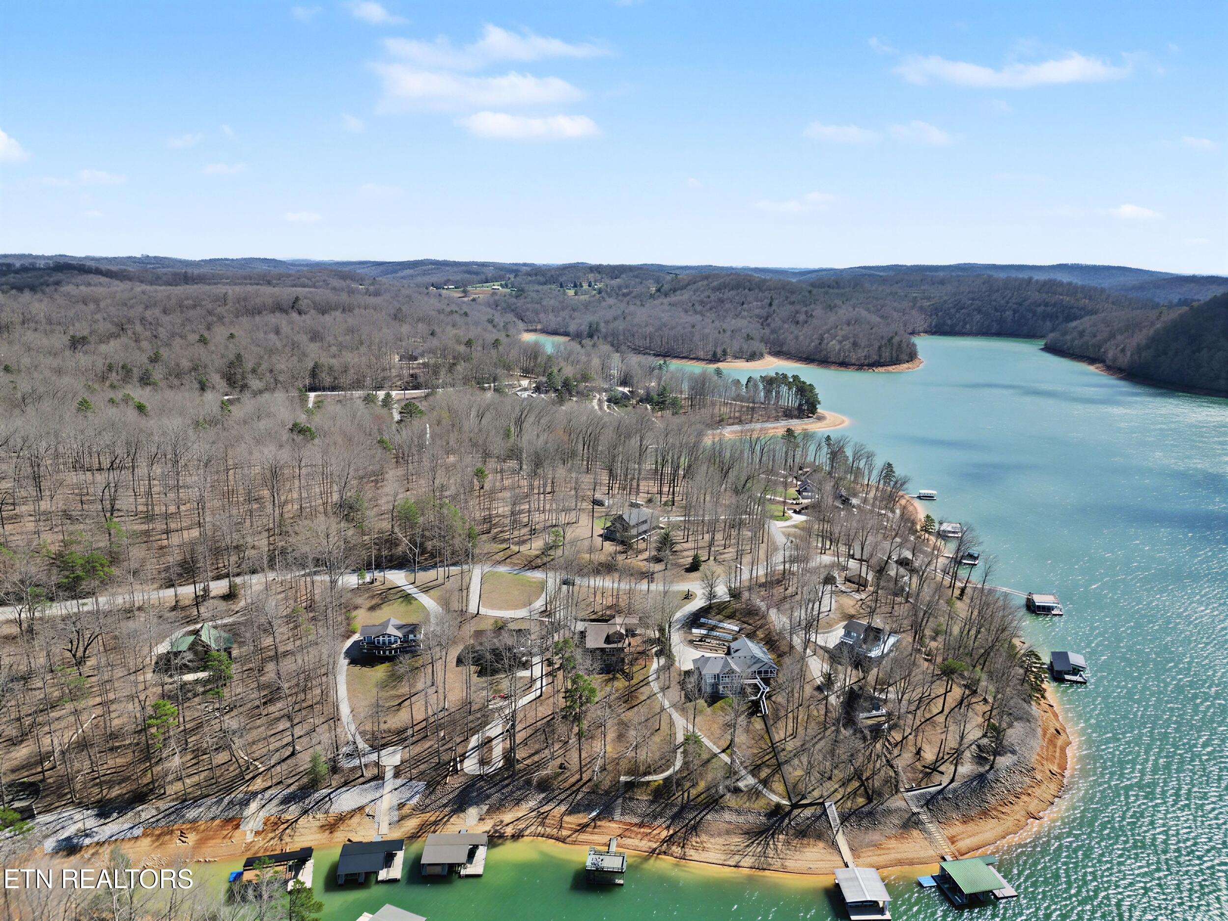 1447 Cove Pointe Road Lafollette TN 37766
