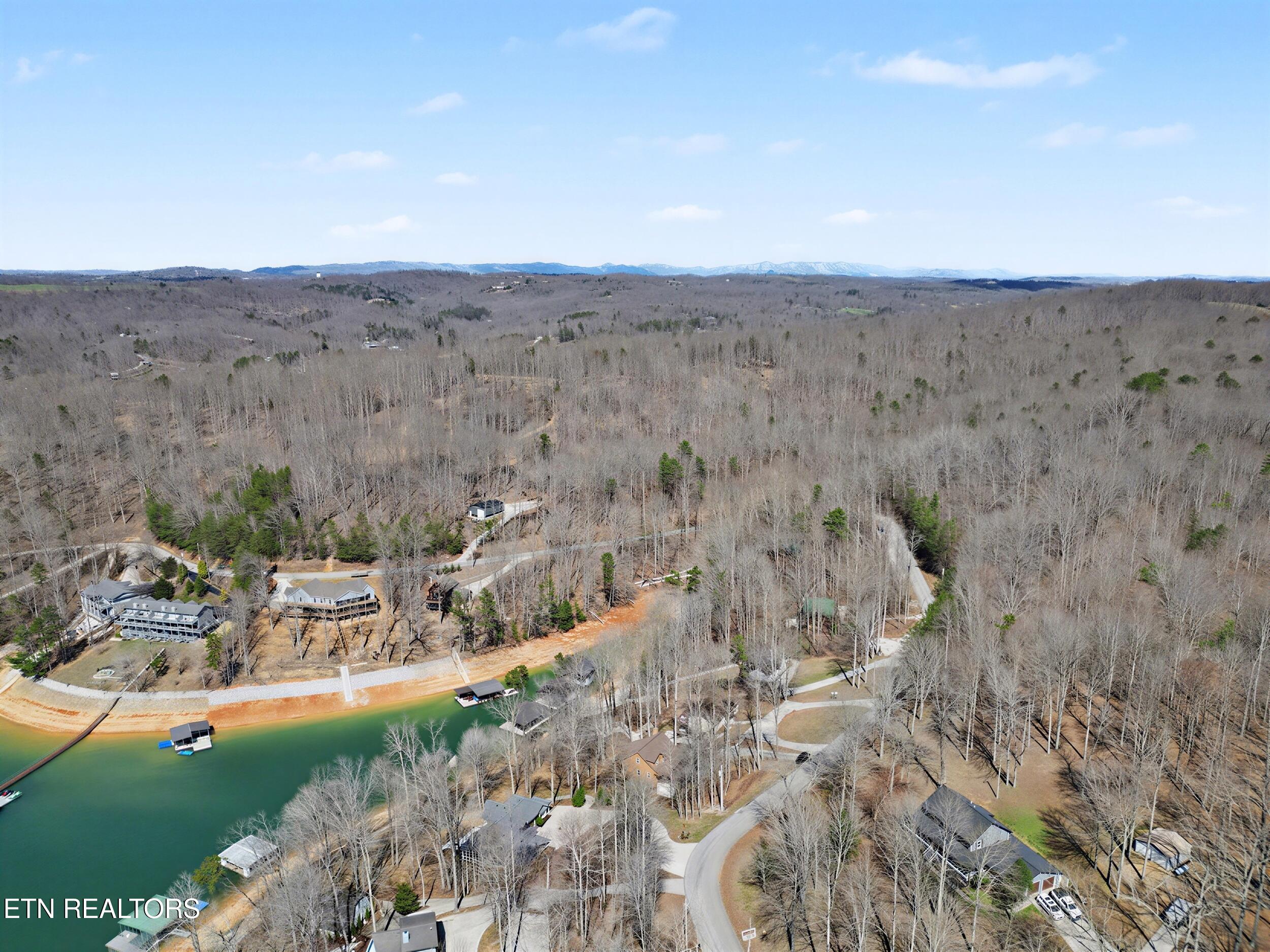 1447 Cove Pointe Road Lafollette TN 37766