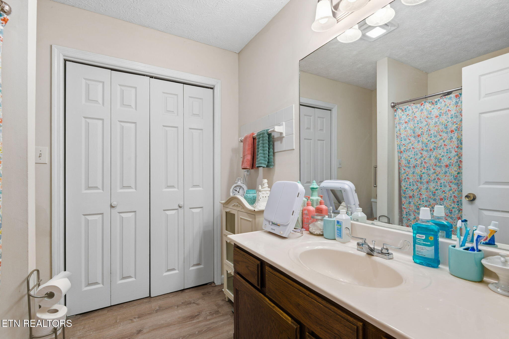 717 Shaw Street Clinton TN 37716