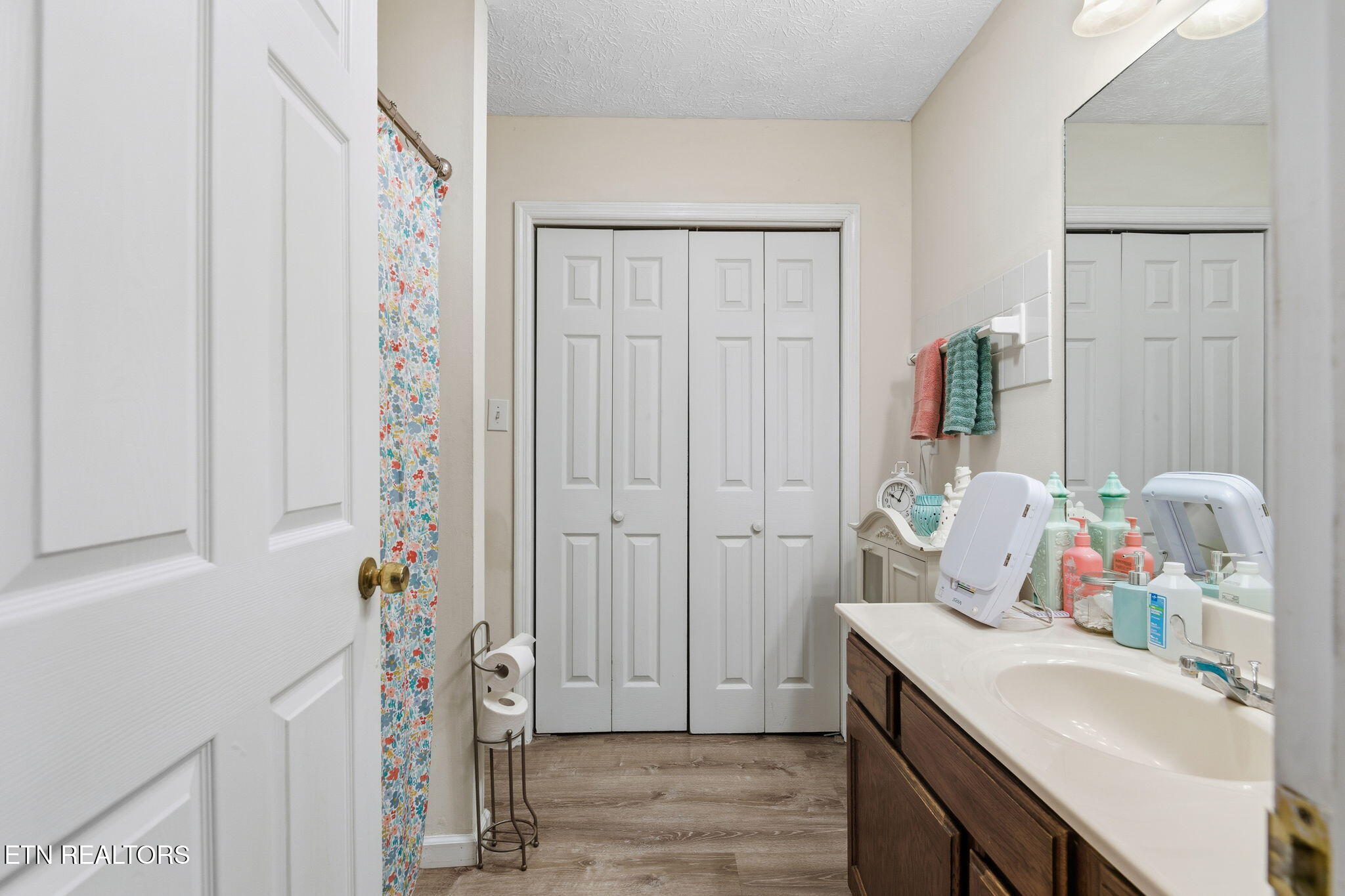 717 Shaw Street Clinton TN 37716