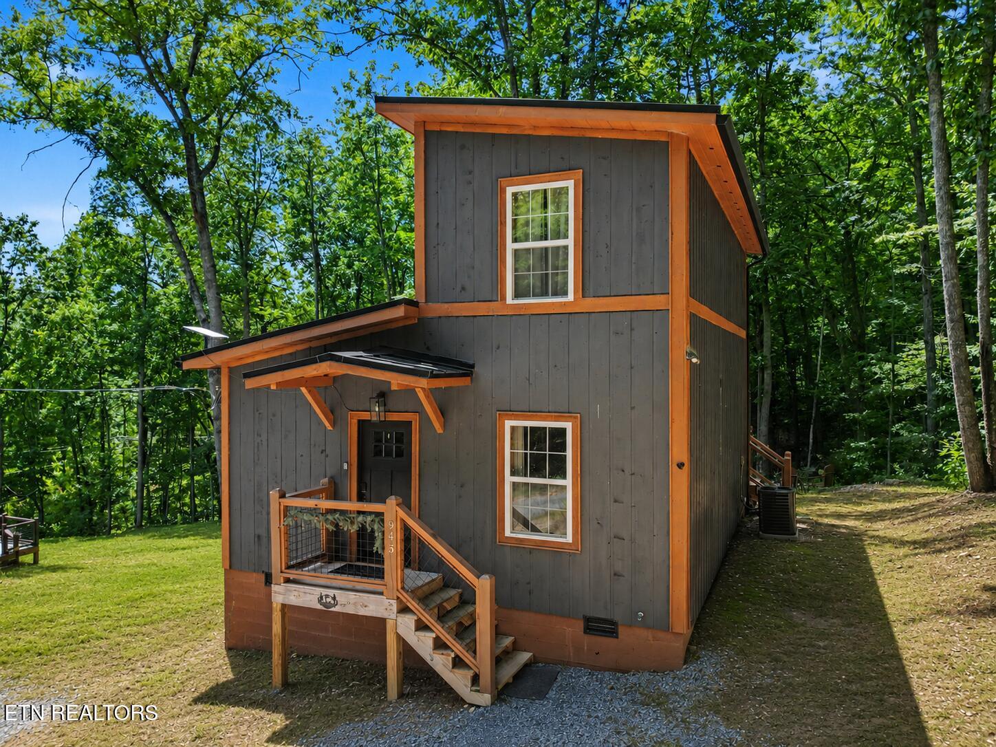 945 Green Bay Drive Sevierville TN 37876