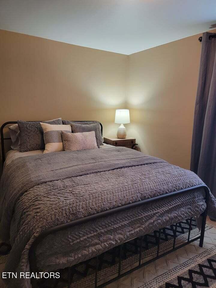 1192 Lakeview Road Lenoir City TN 37772