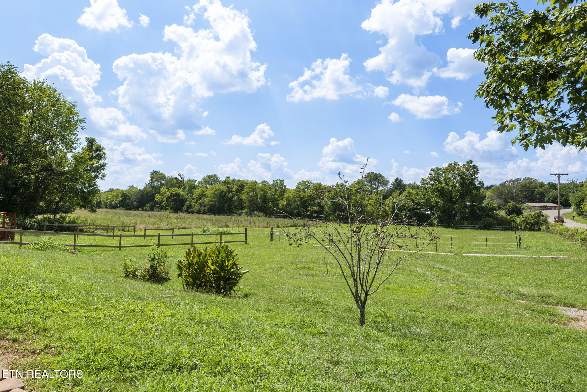 1192 Lakeview Road Lenoir City TN 37772