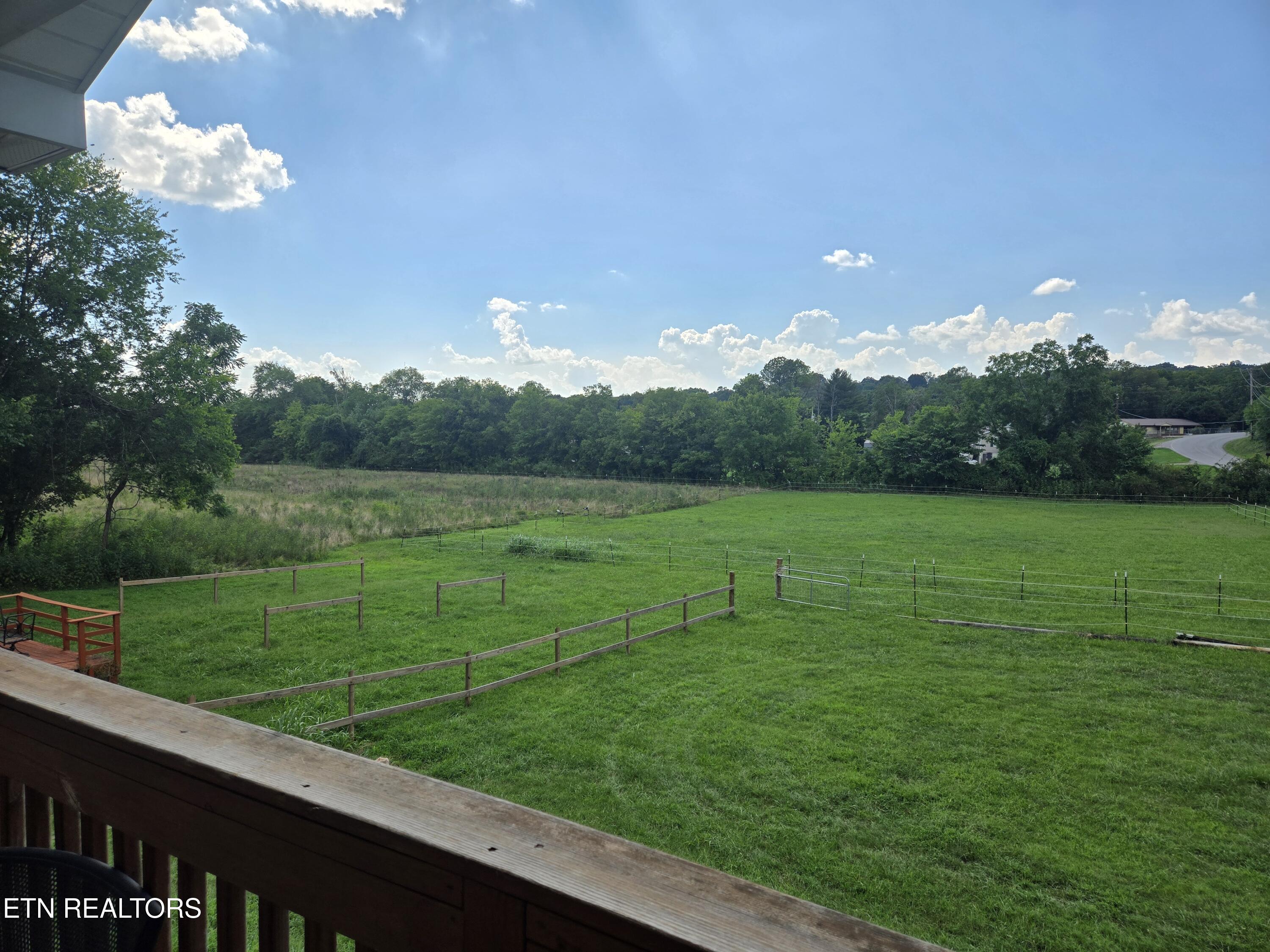 1192 Lakeview Road Lenoir City TN 37772