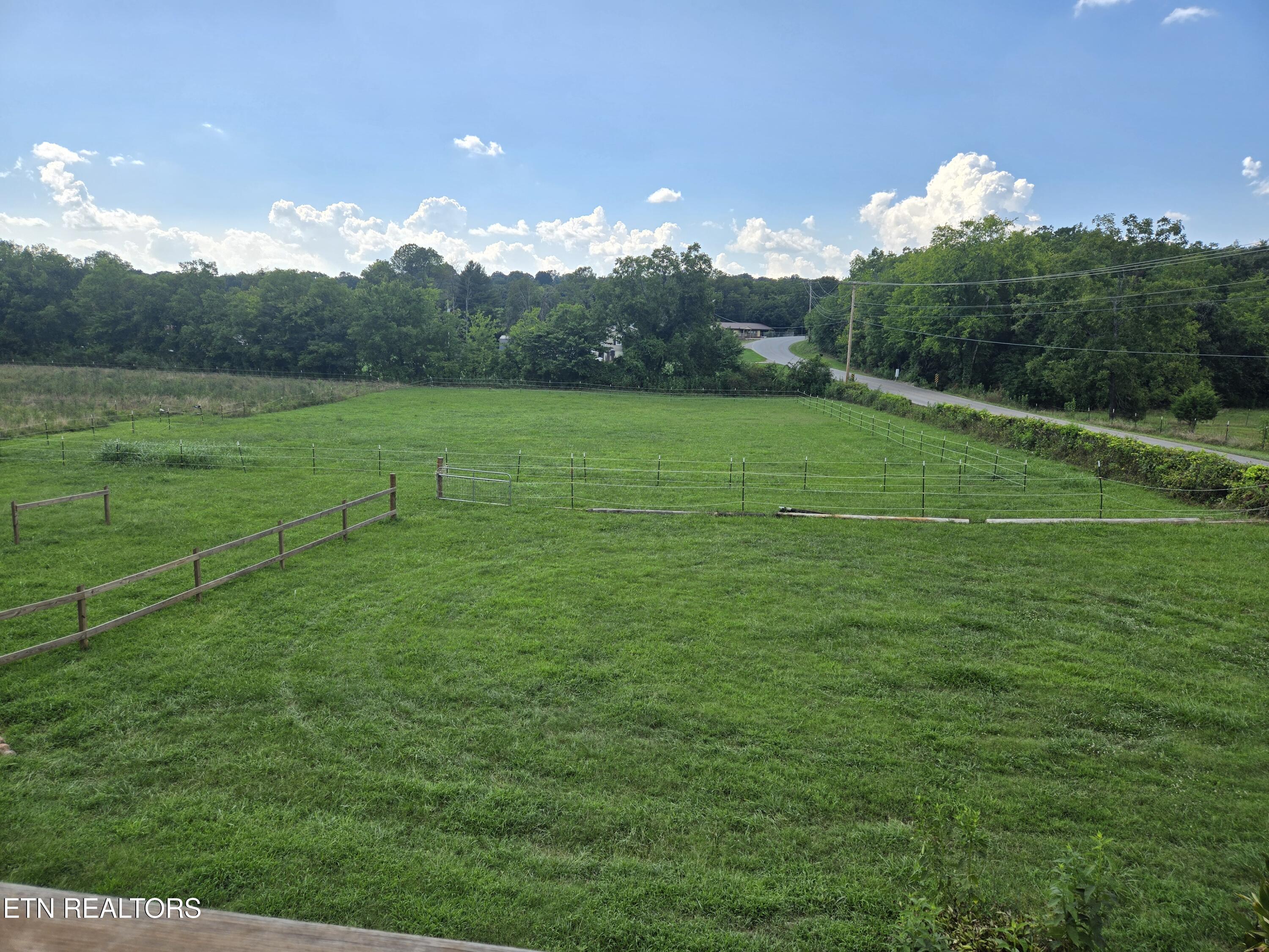 1192 Lakeview Road Lenoir City TN 37772