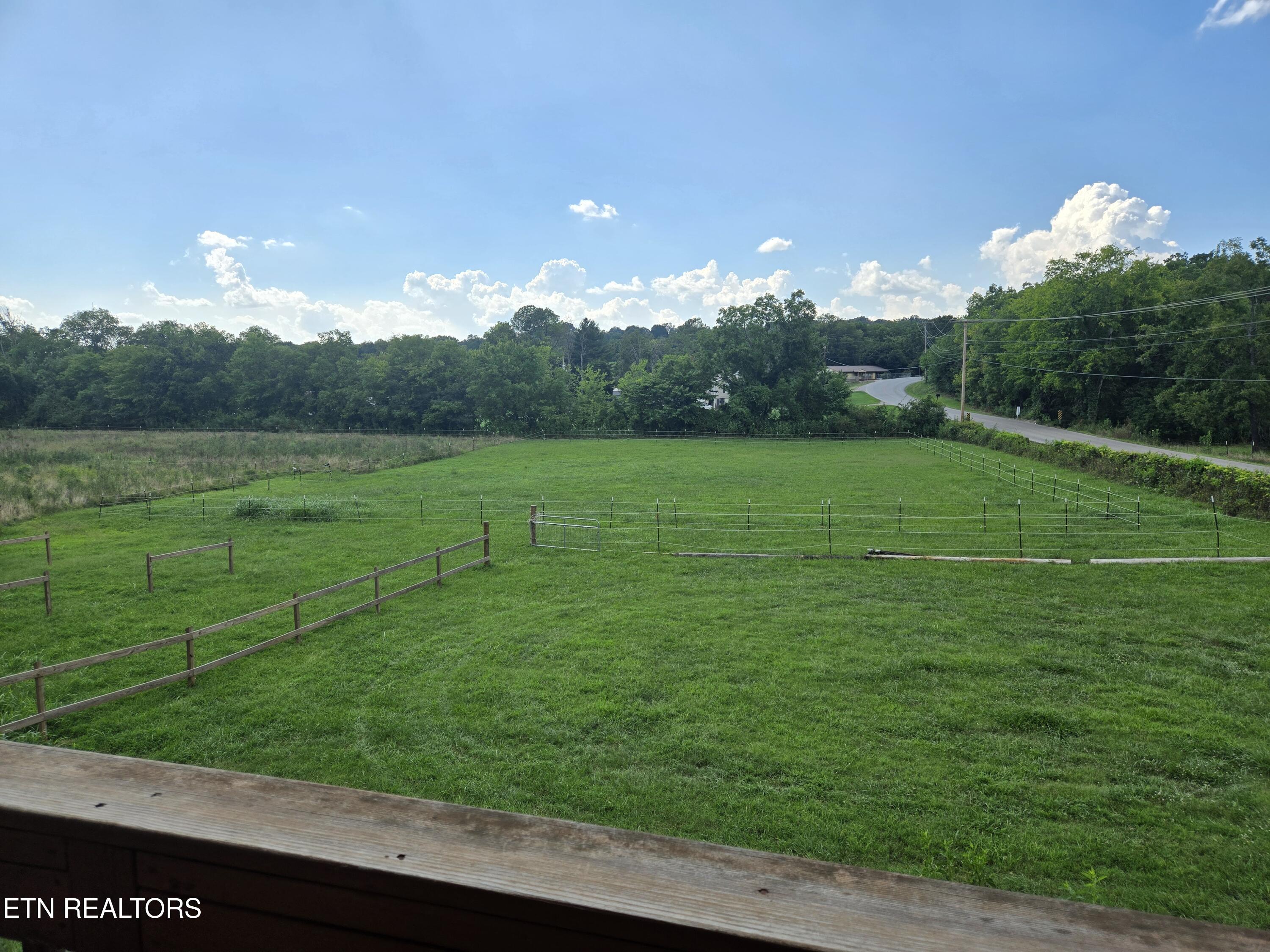 1192 Lakeview Road Lenoir City TN 37772
