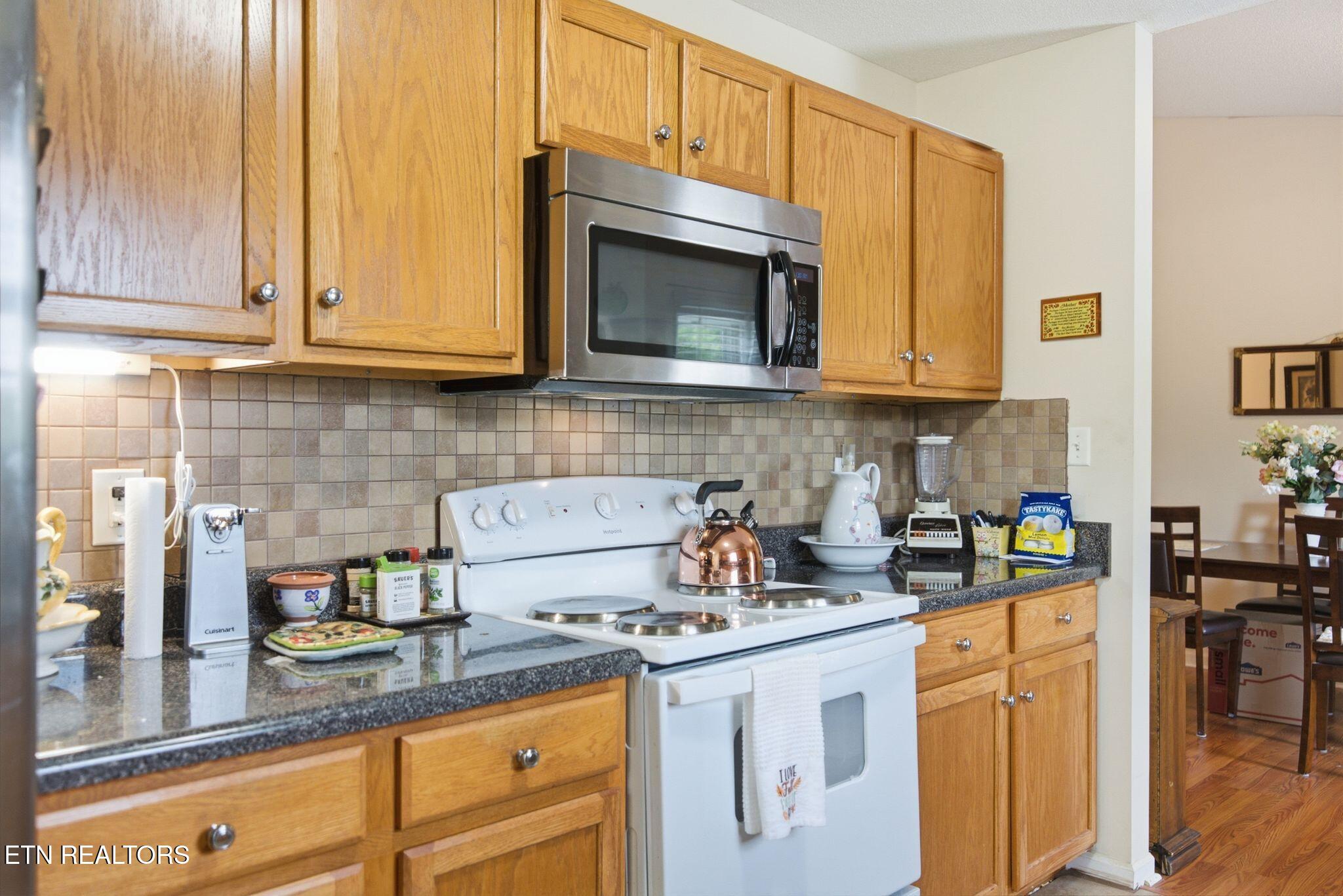 5115 Cedar Knoll Drive Corryton TN 37721