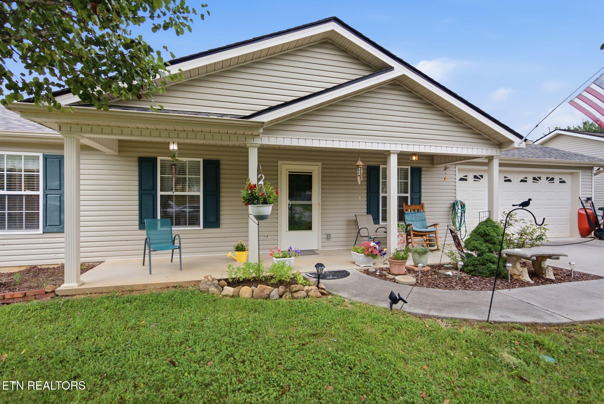 5115 Cedar Knoll Drive Corryton TN 37721