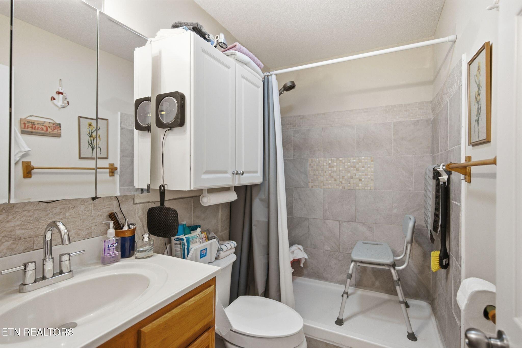 5115 Cedar Knoll Drive Corryton TN 37721