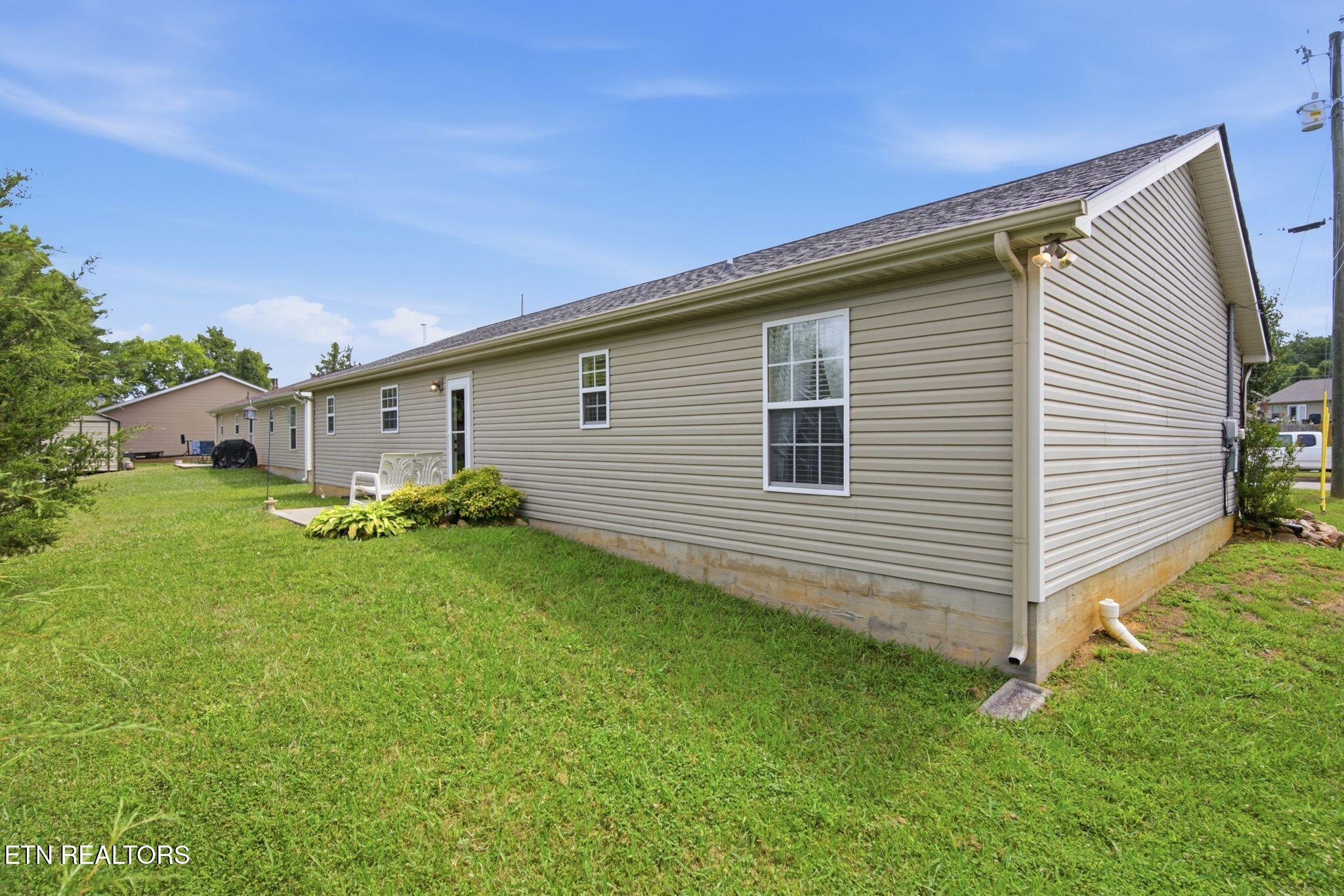 5115 Cedar Knoll Drive Corryton TN 37721