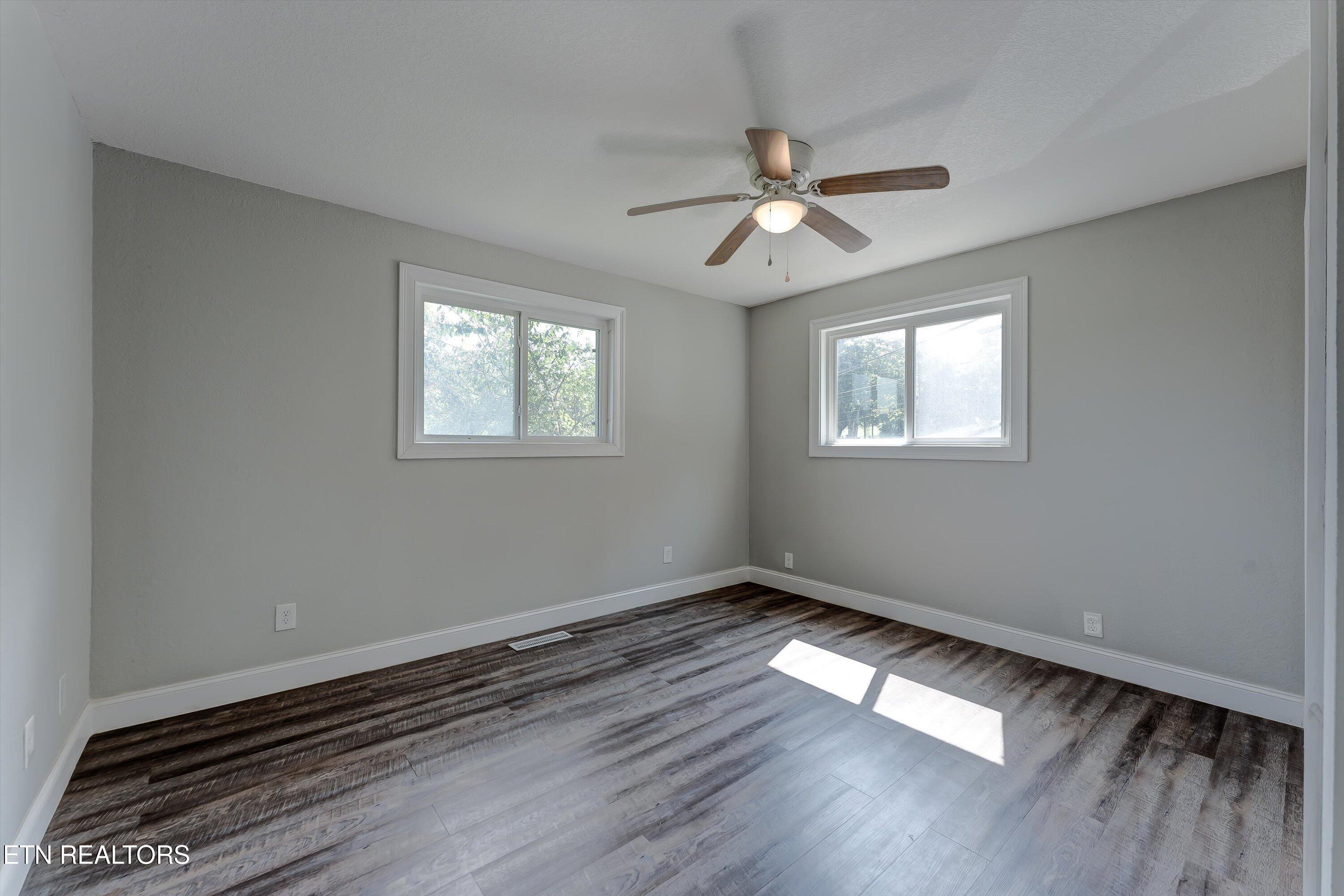 417 Bridge View Lane Knoxville TN 37914