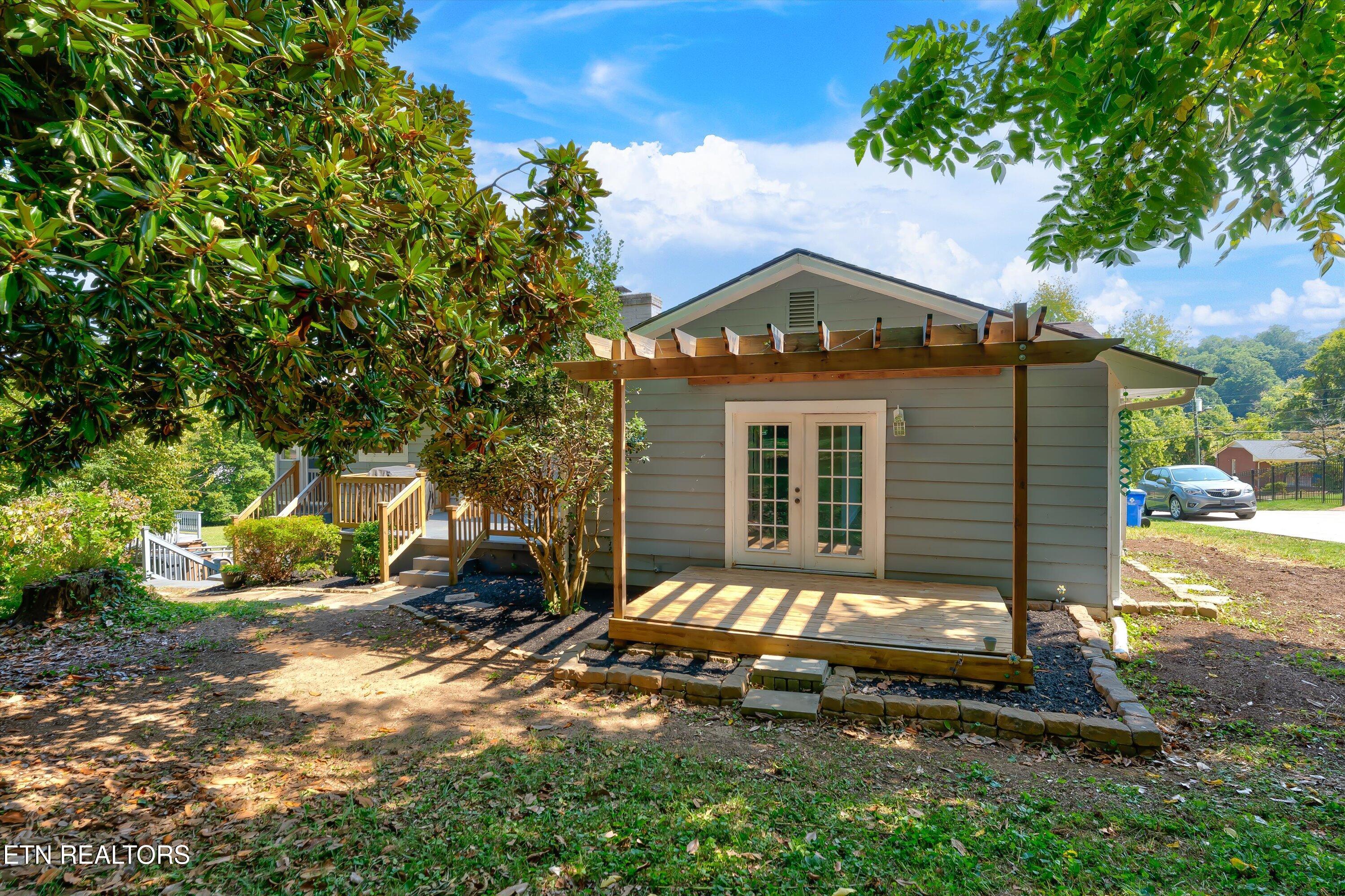 417 Bridge View Lane Knoxville TN 37914