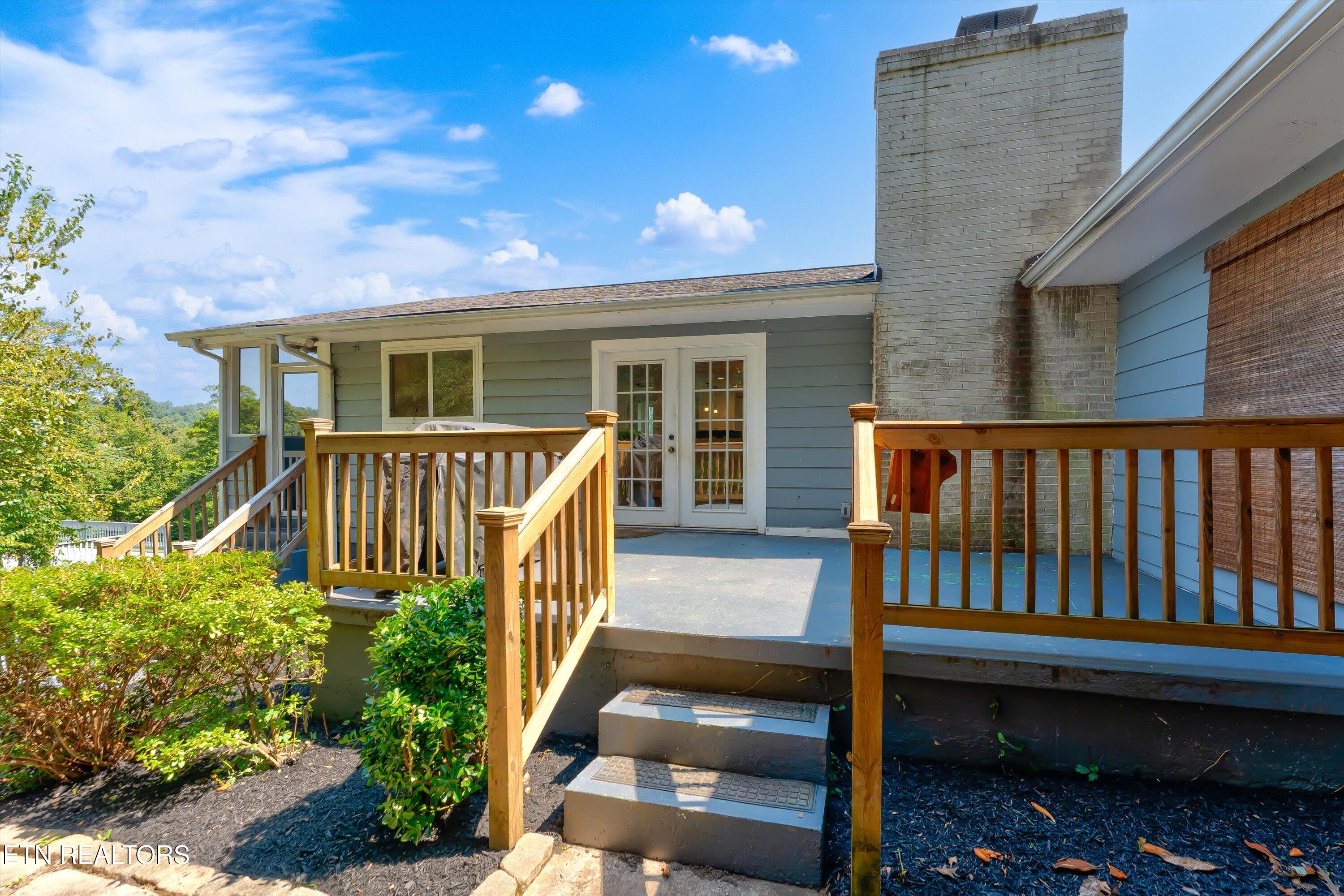417 Bridge View Lane Knoxville TN 37914