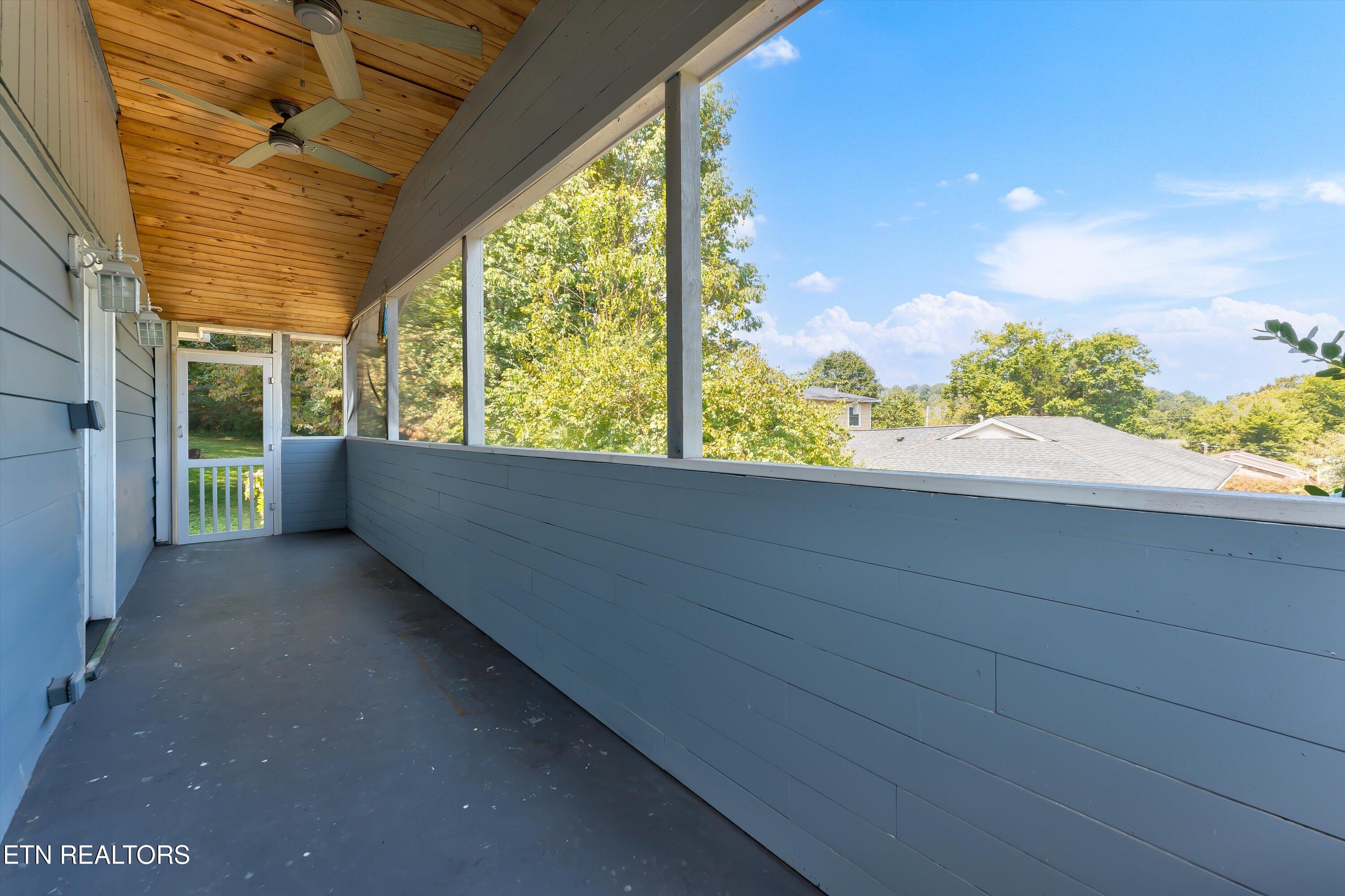 417 Bridge View Lane Knoxville TN 37914