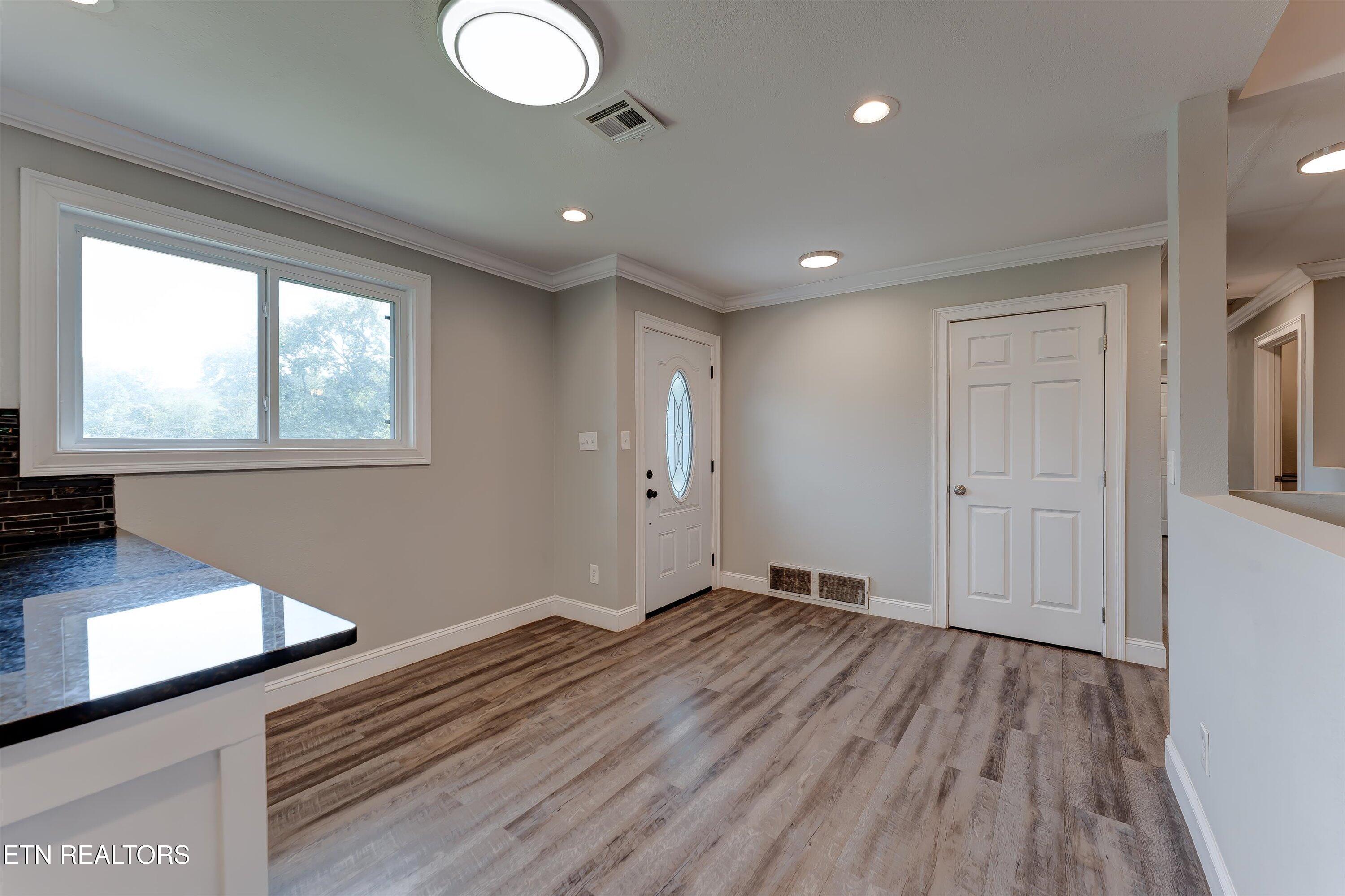 417 Bridge View Lane Knoxville TN 37914