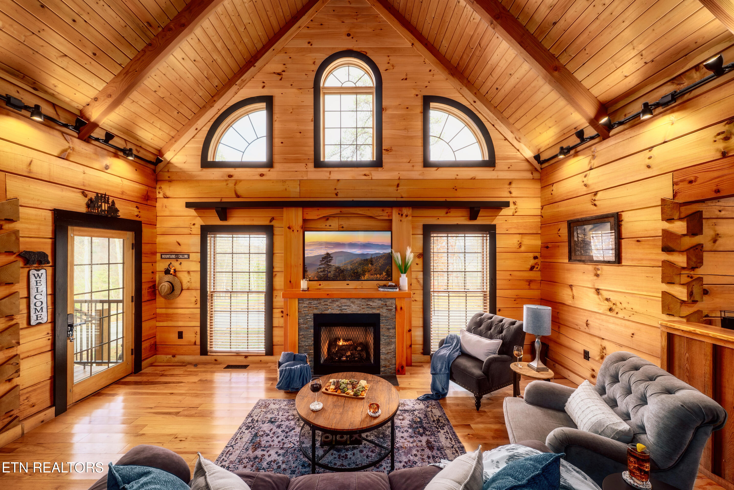 1890 Natures Lane Sevierville TN 37862