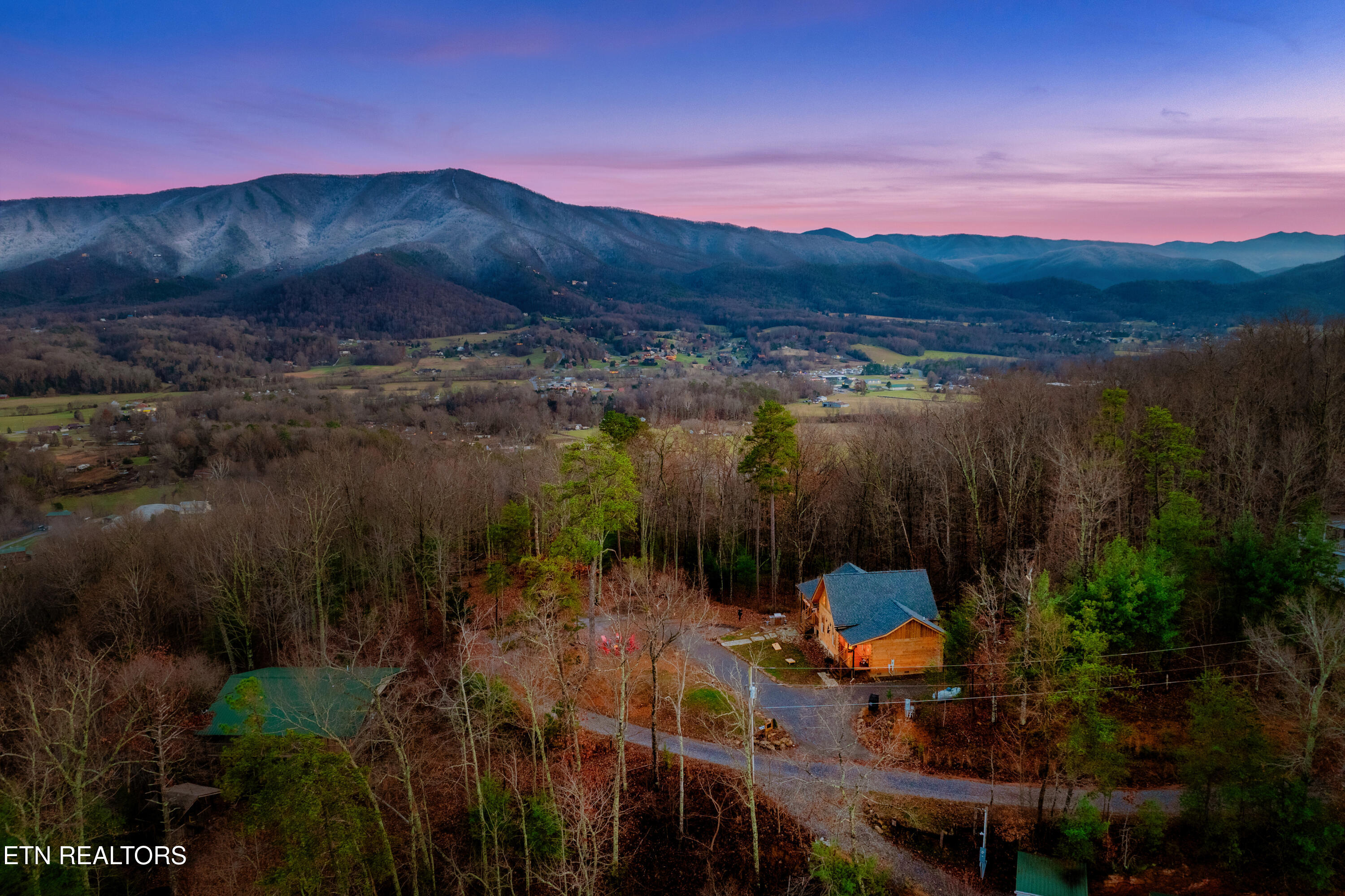 1890 Natures Lane Sevierville TN 37862
