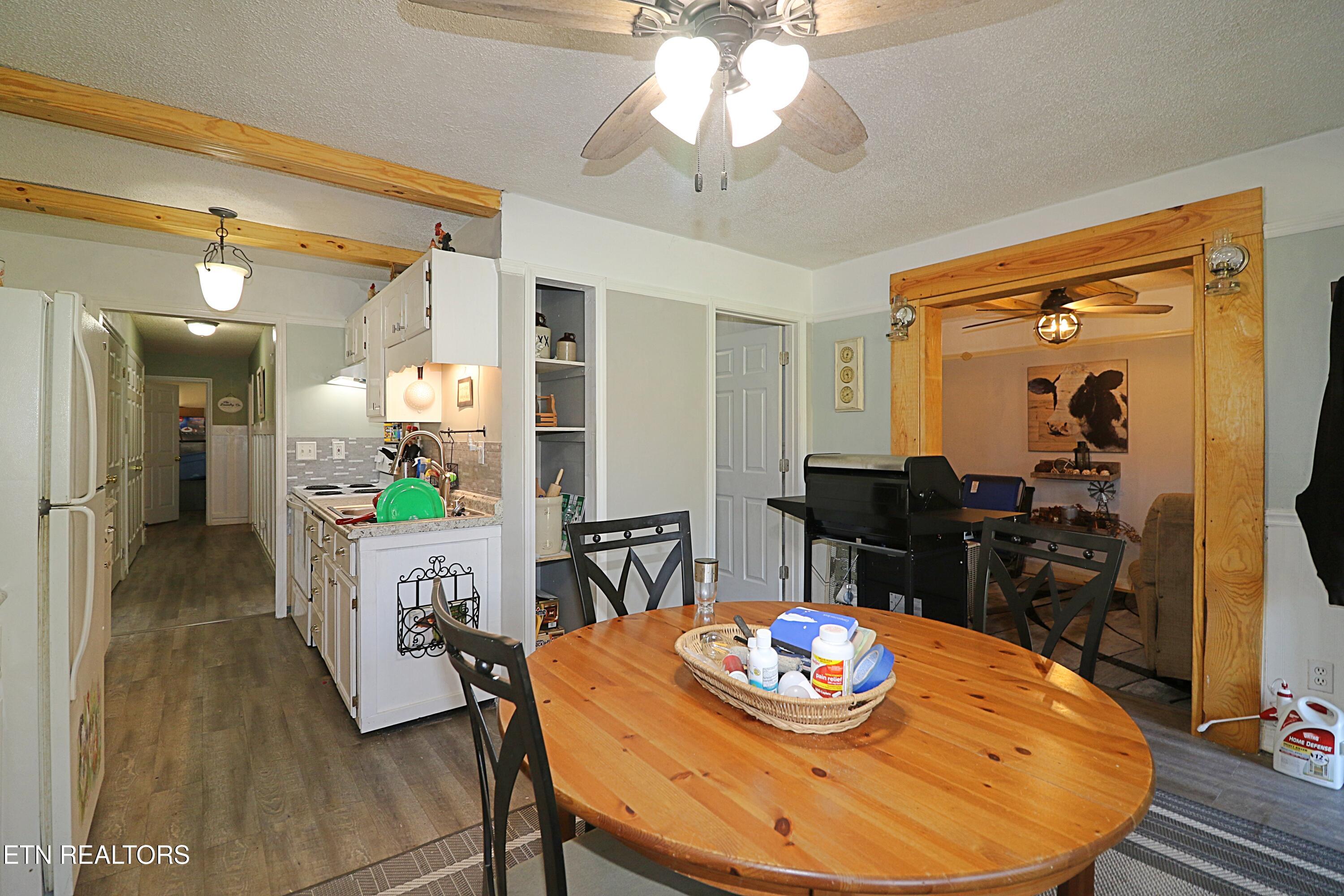 190 Stein Hollow Road Oneida TN 37841