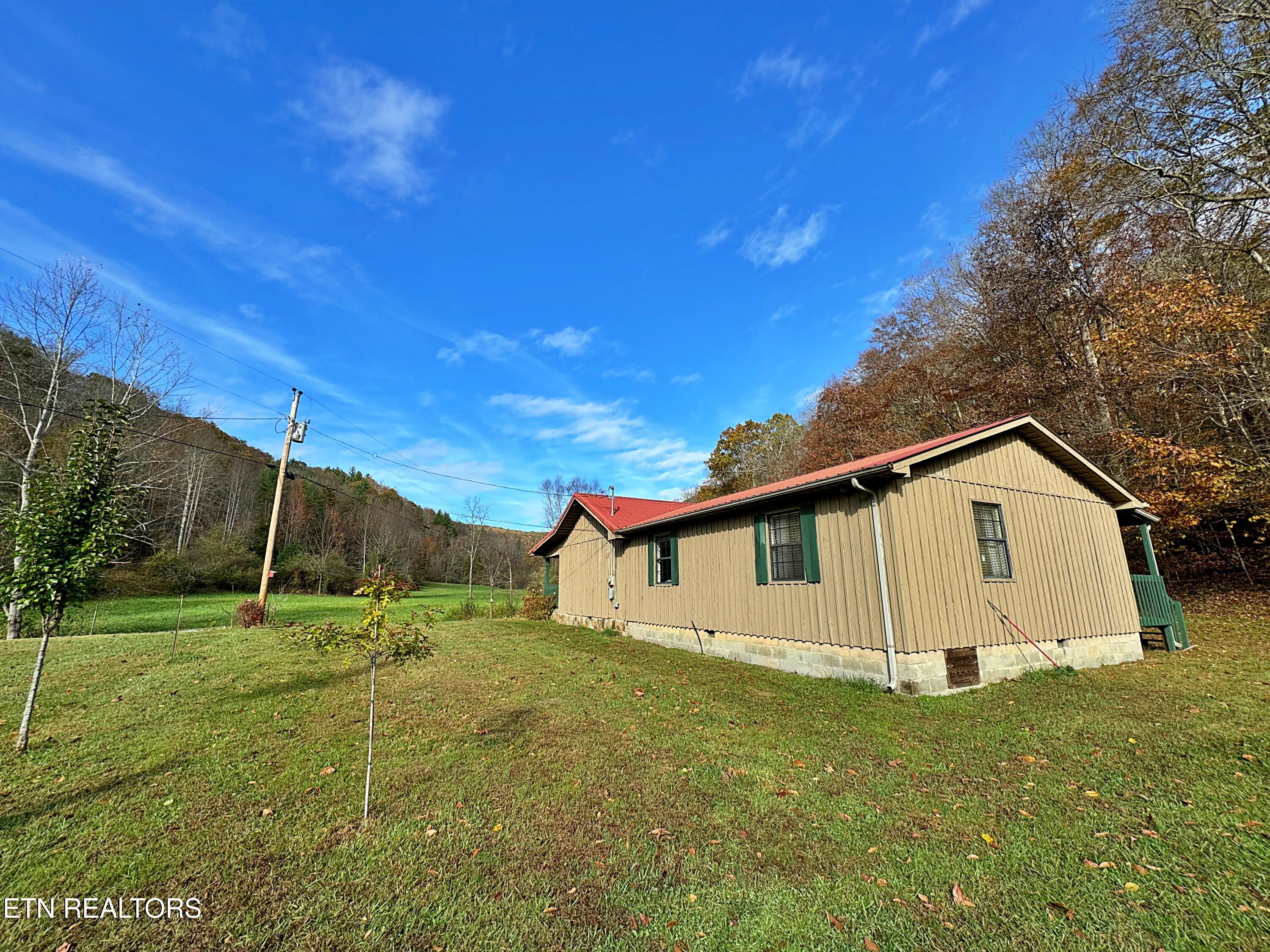 190 Stein Hollow Road Oneida TN 37841