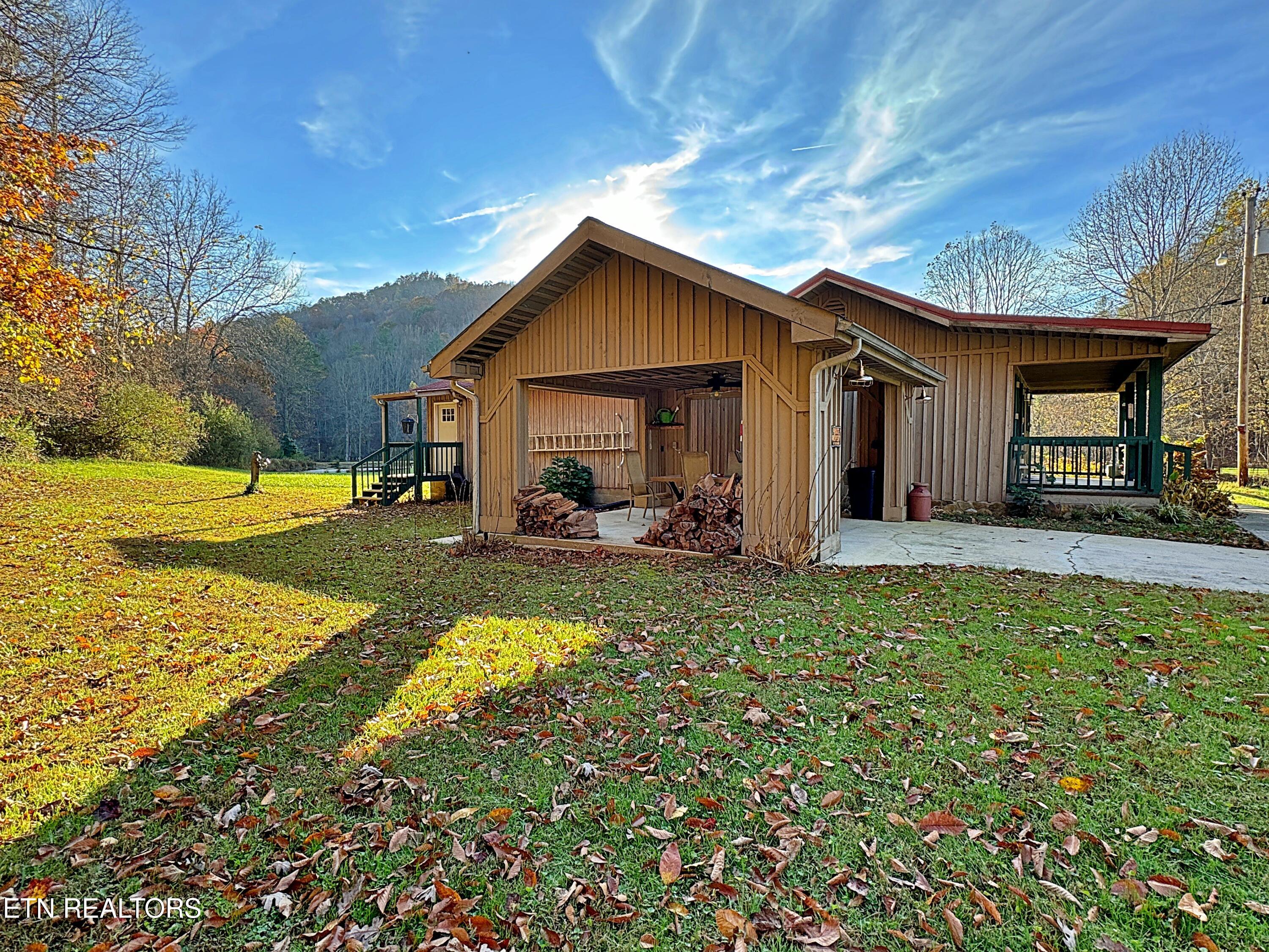 190 Stein Hollow Road Oneida TN 37841