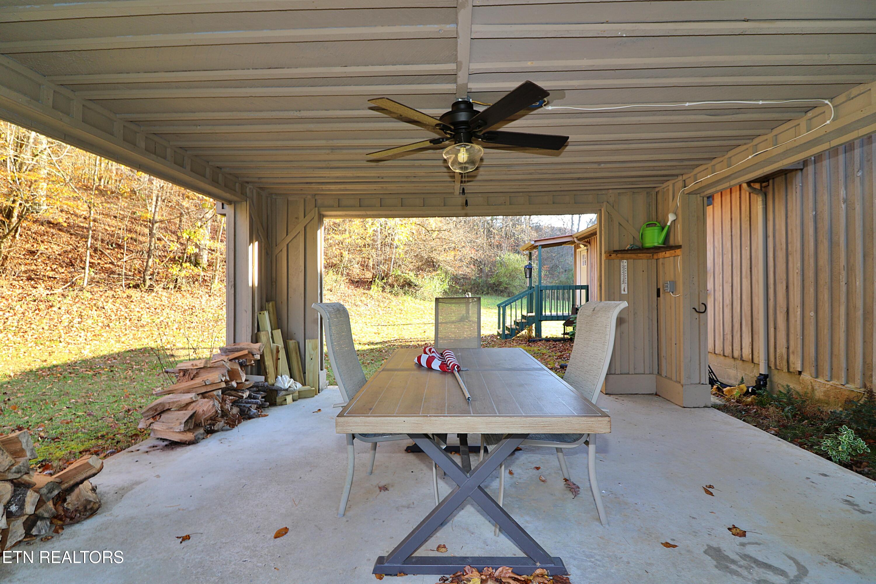 190 Stein Hollow Road Oneida TN 37841