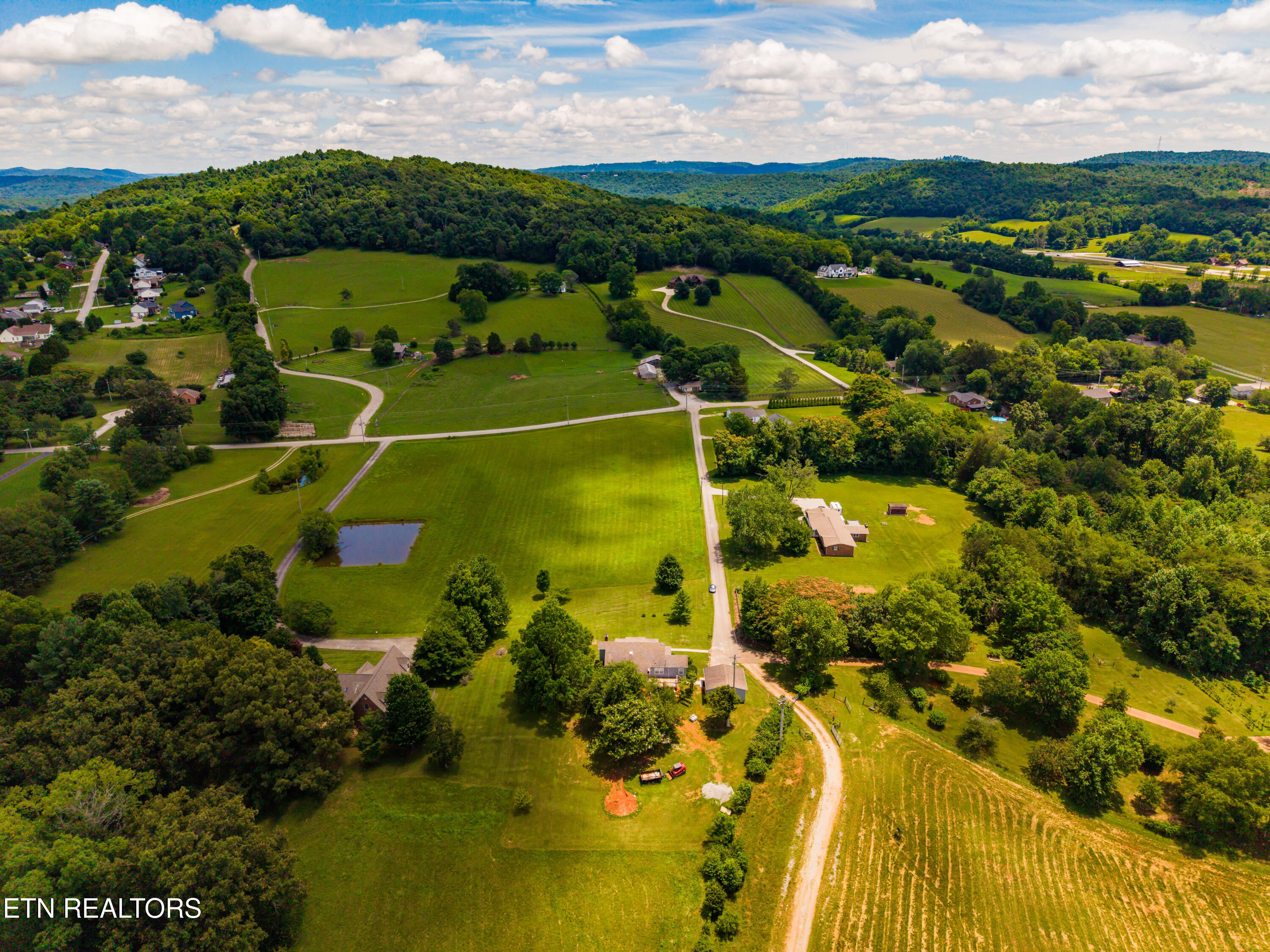165 Fox Lane Cookeville TN 38506