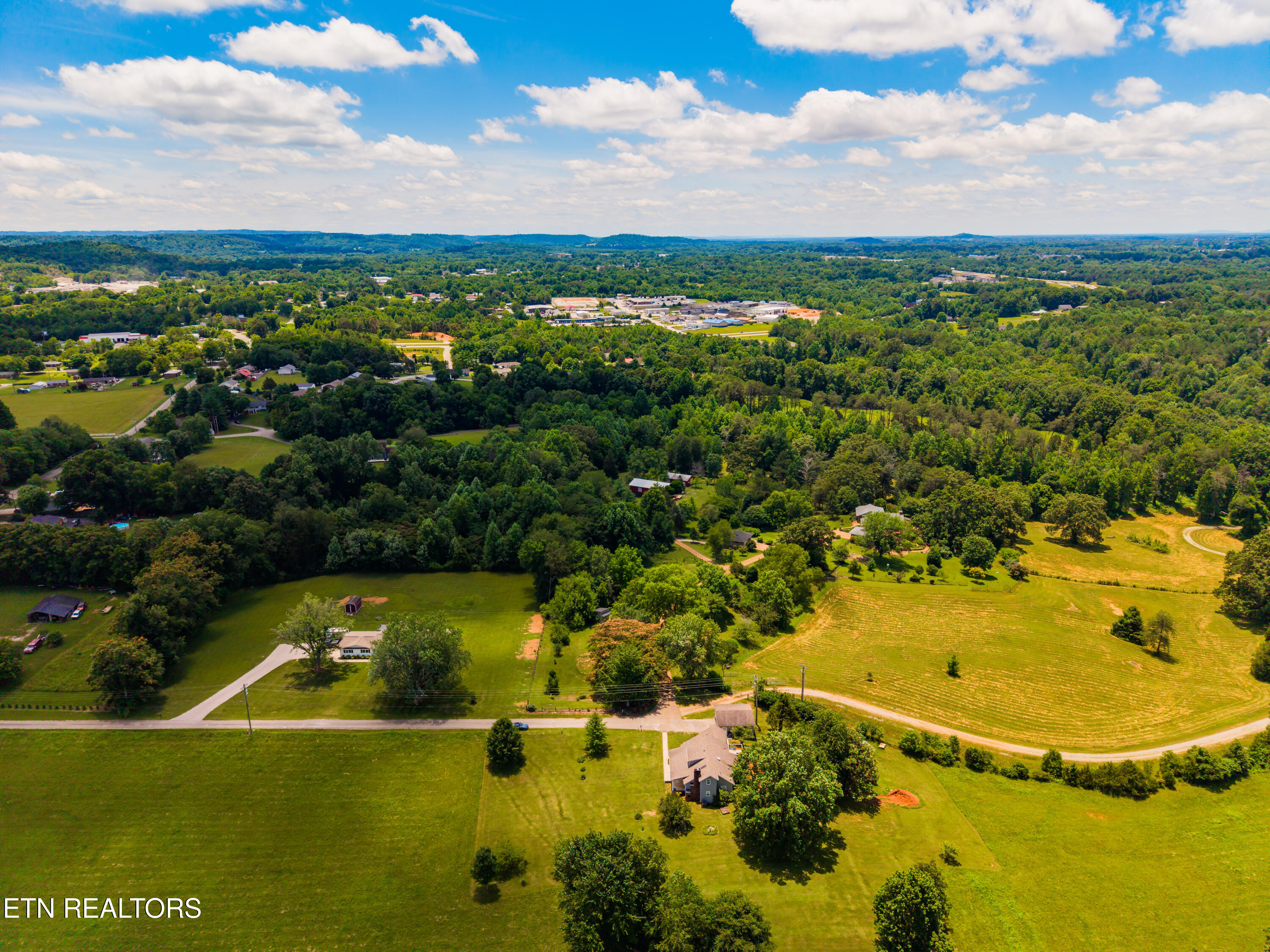 165 Fox Lane Cookeville TN 38506