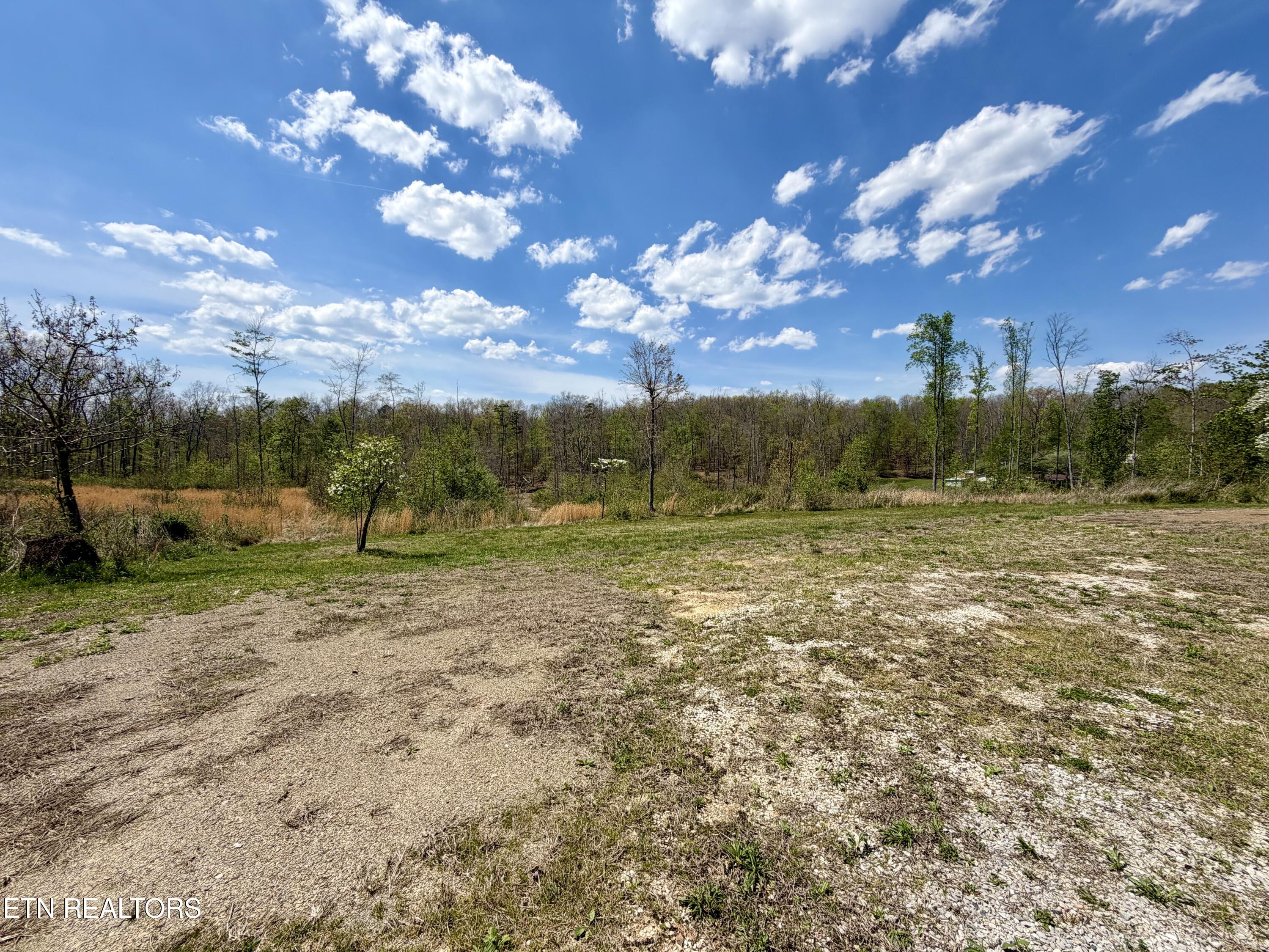 2557 Huntsville Hill Road Helenwood TN 37755