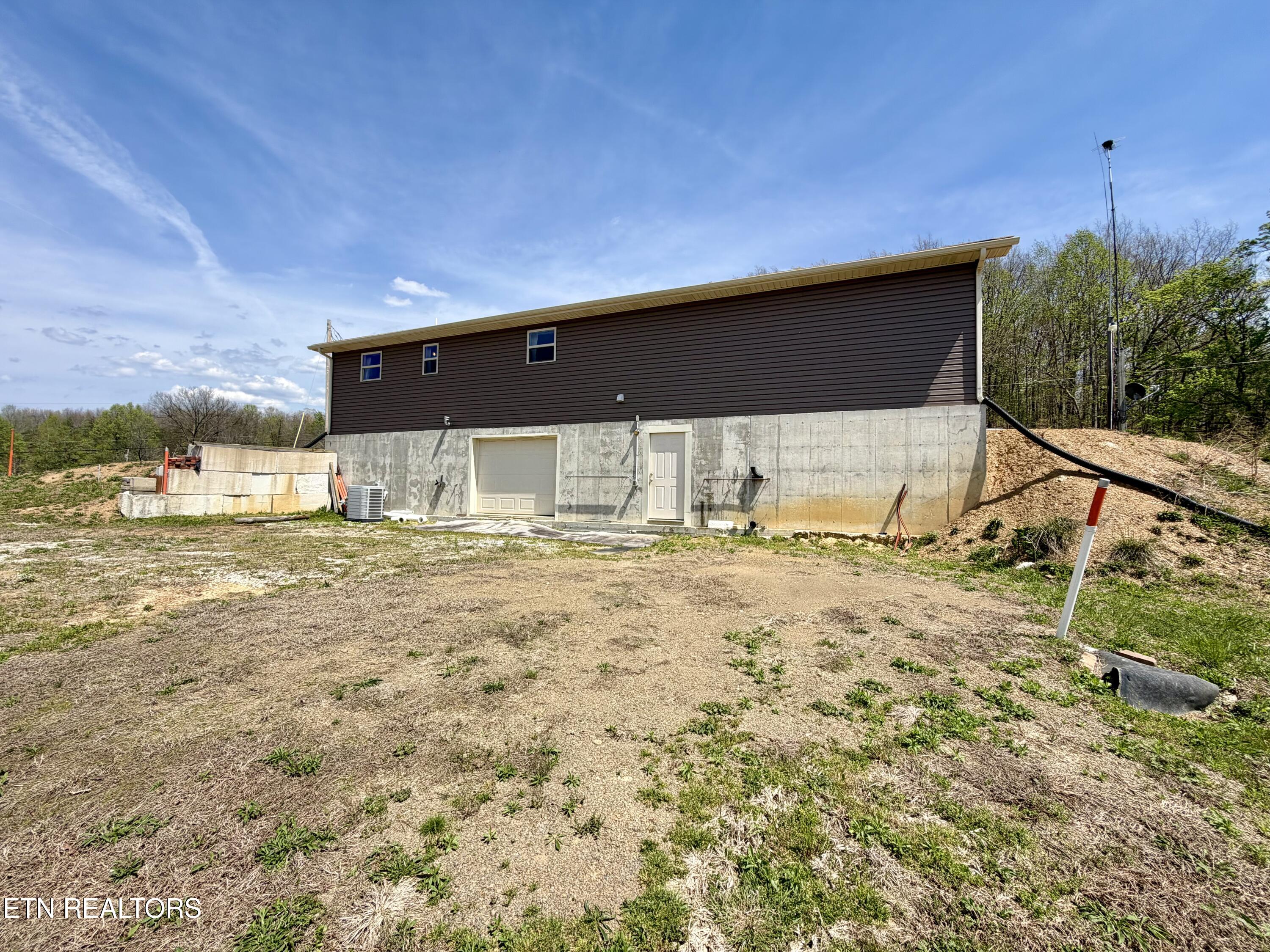 2557 Huntsville Hill Road Helenwood TN 37755