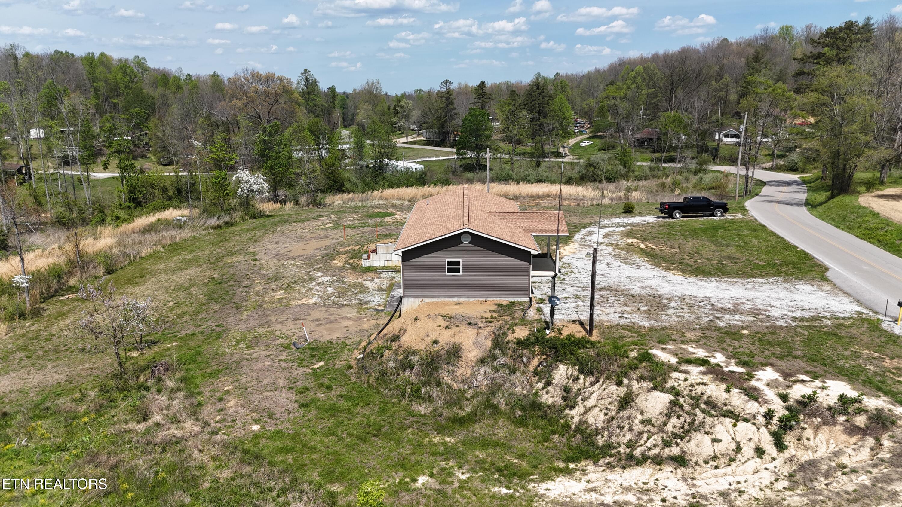 2557 Huntsville Hill Road Helenwood TN 37755