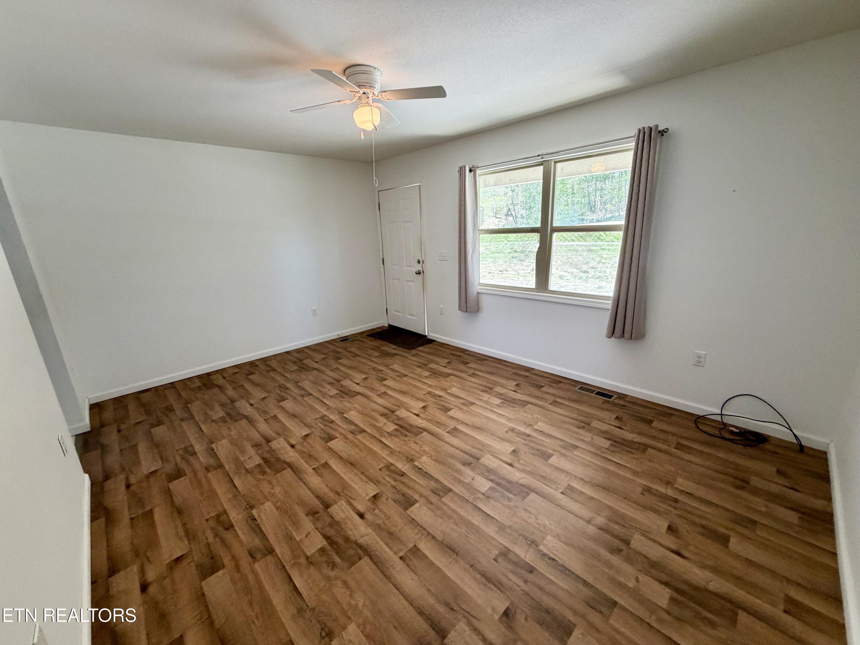 2557 Huntsville Hill Road Helenwood TN 37755