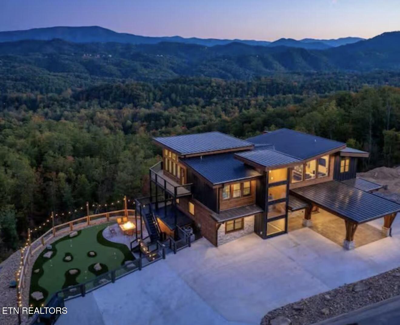 2350 Mimosa Drive Sevierville TN 37862