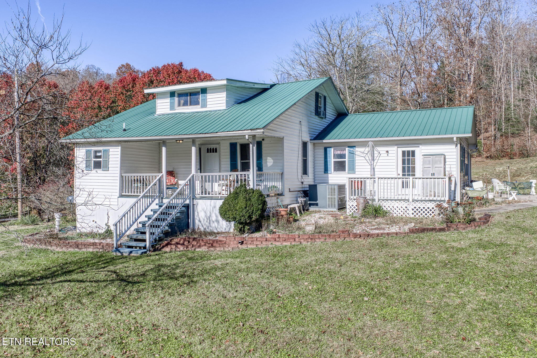 5334 Morgan County Highway Lancing TN 37770