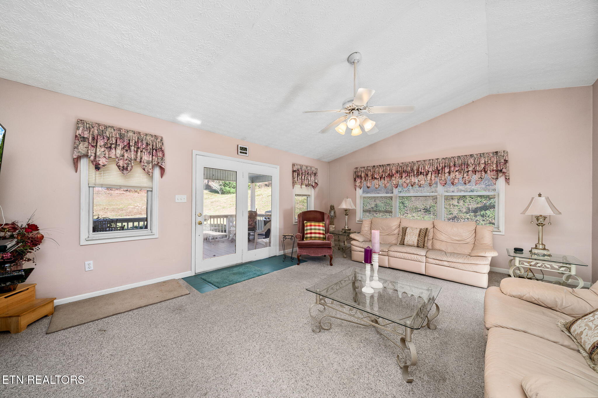 5334 Morgan County Highway Lancing TN 37770