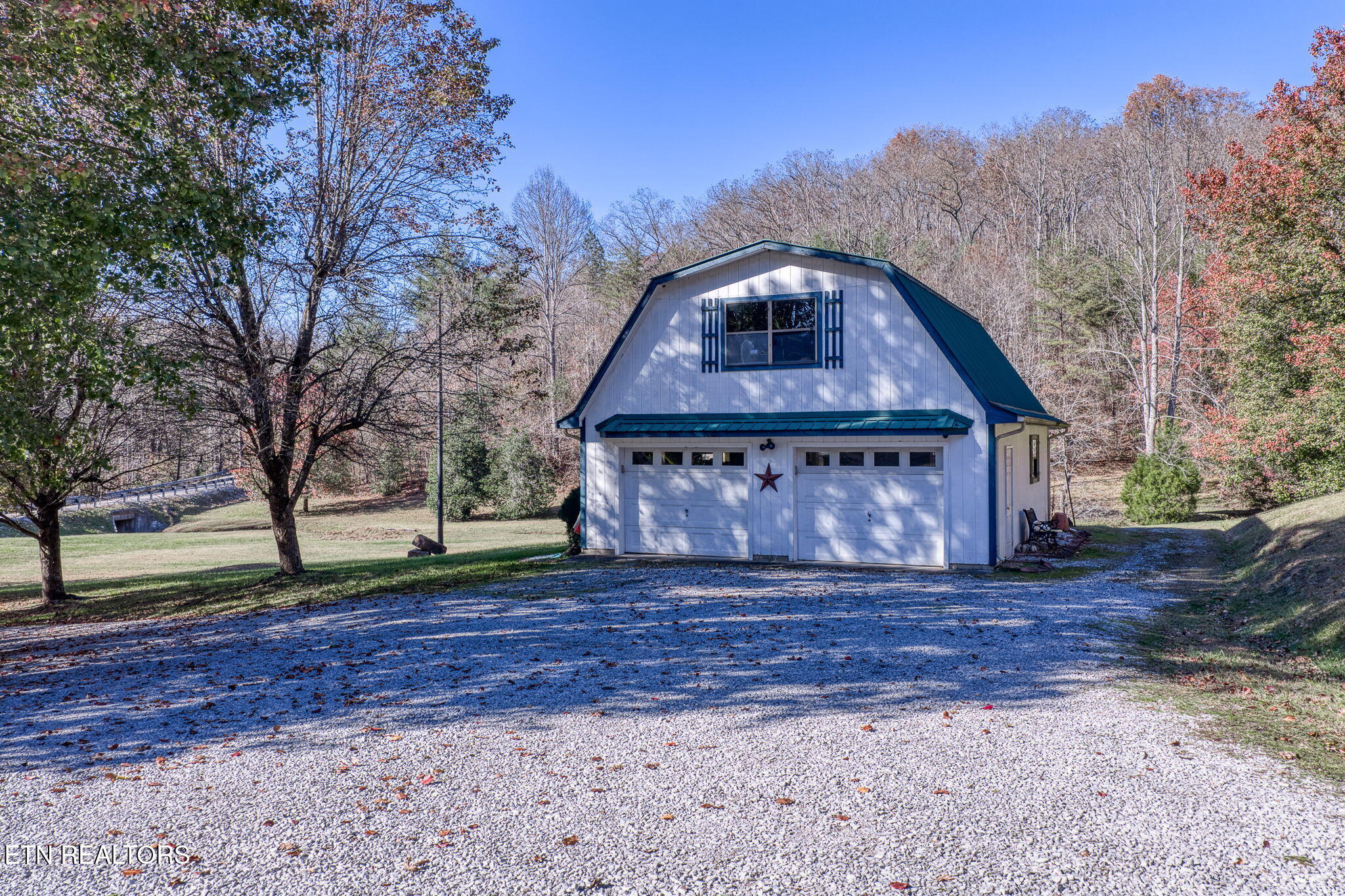 5334 Morgan County Highway Lancing TN 37770