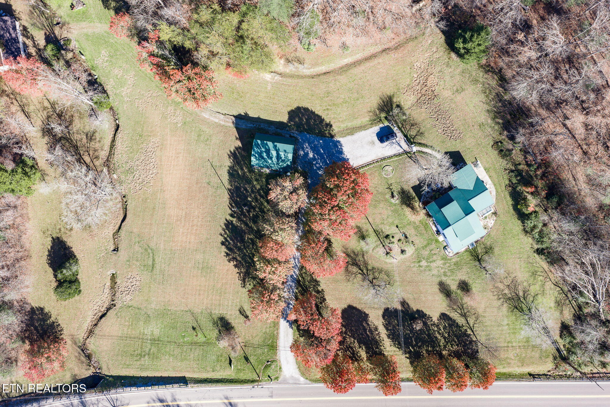 5334 Morgan County Highway Lancing TN 37770