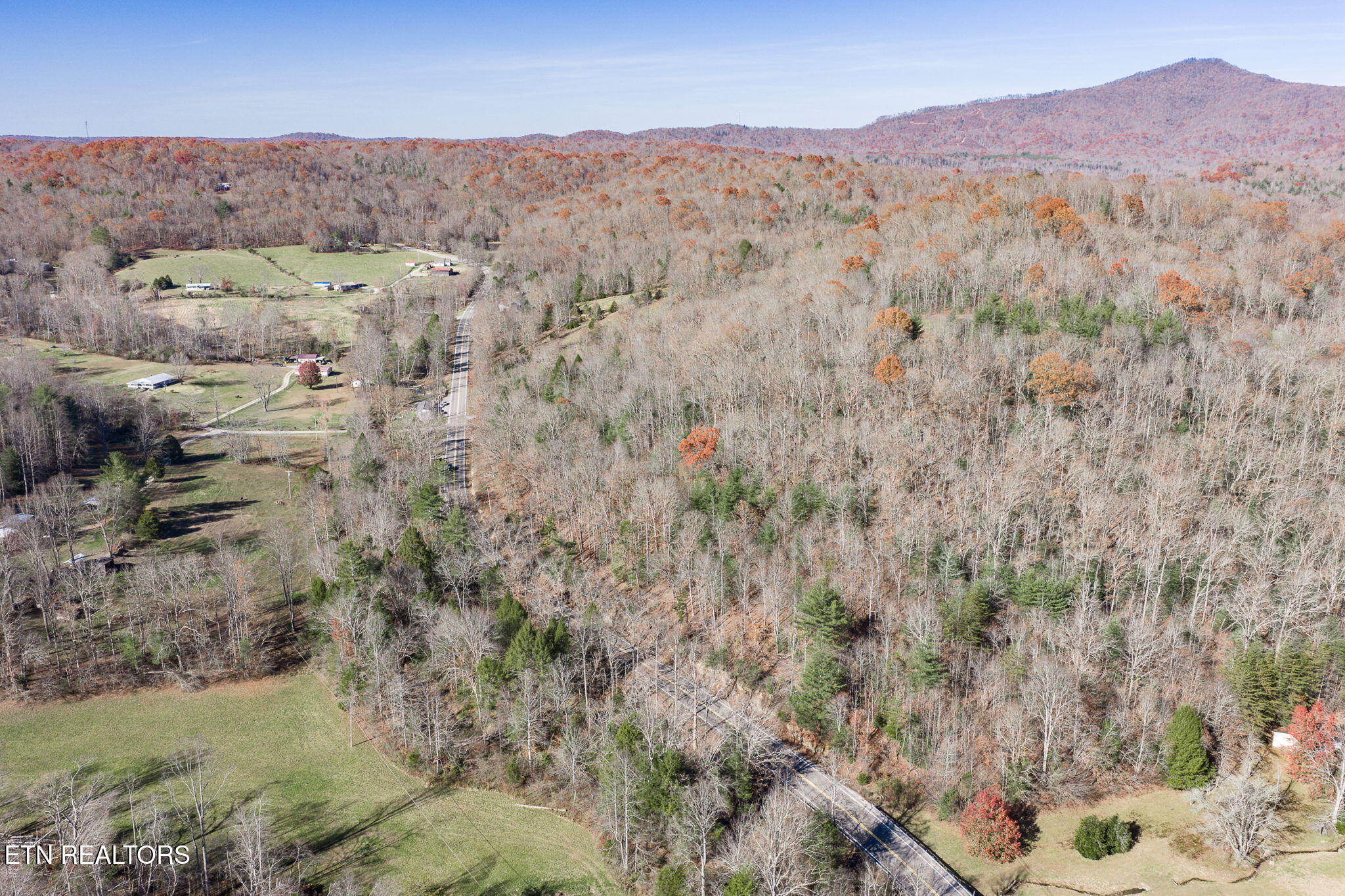 5334 Morgan County Highway Lancing TN 37770