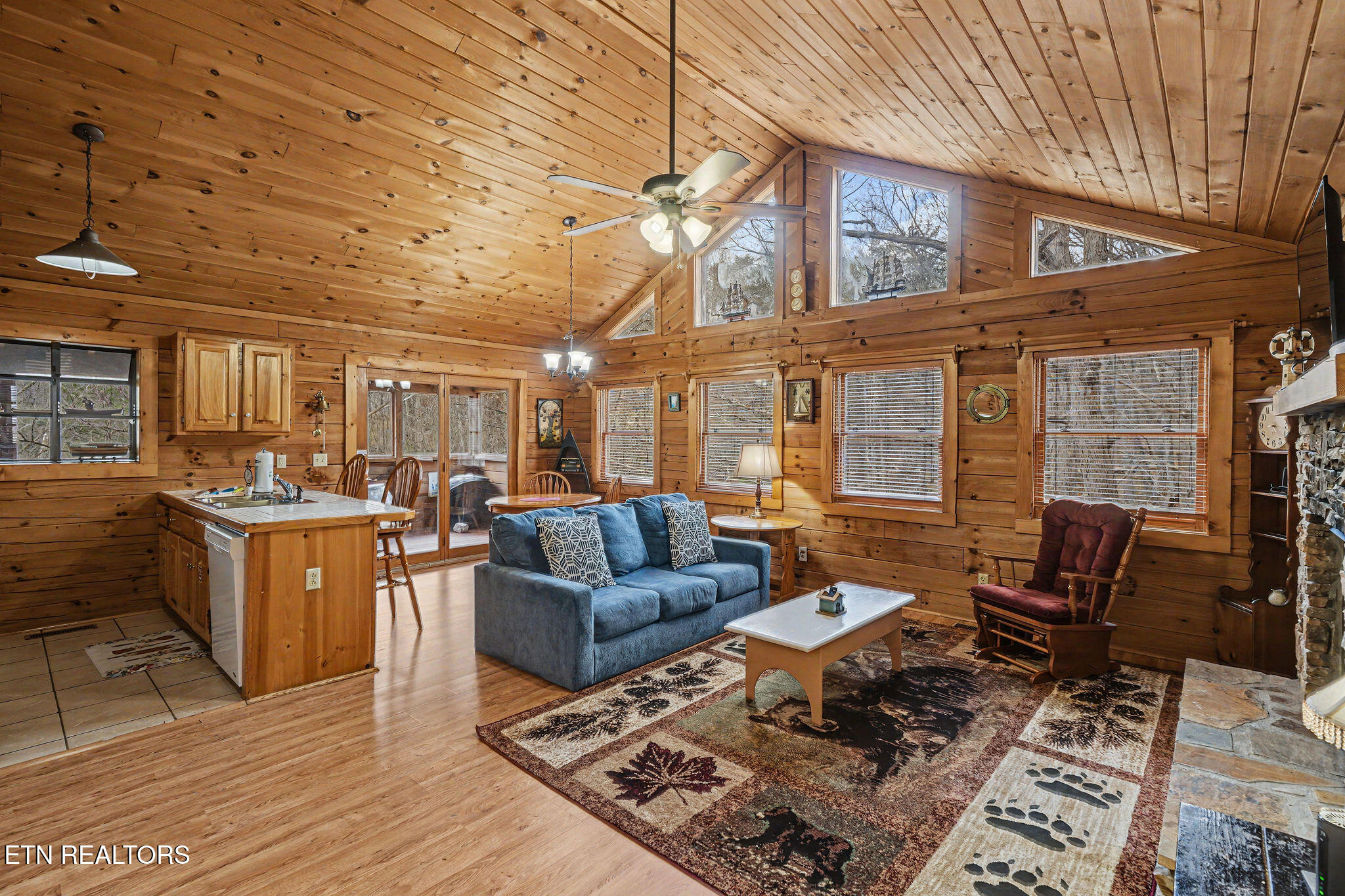 1645 S Mountain View Road Sevierville TN 37876