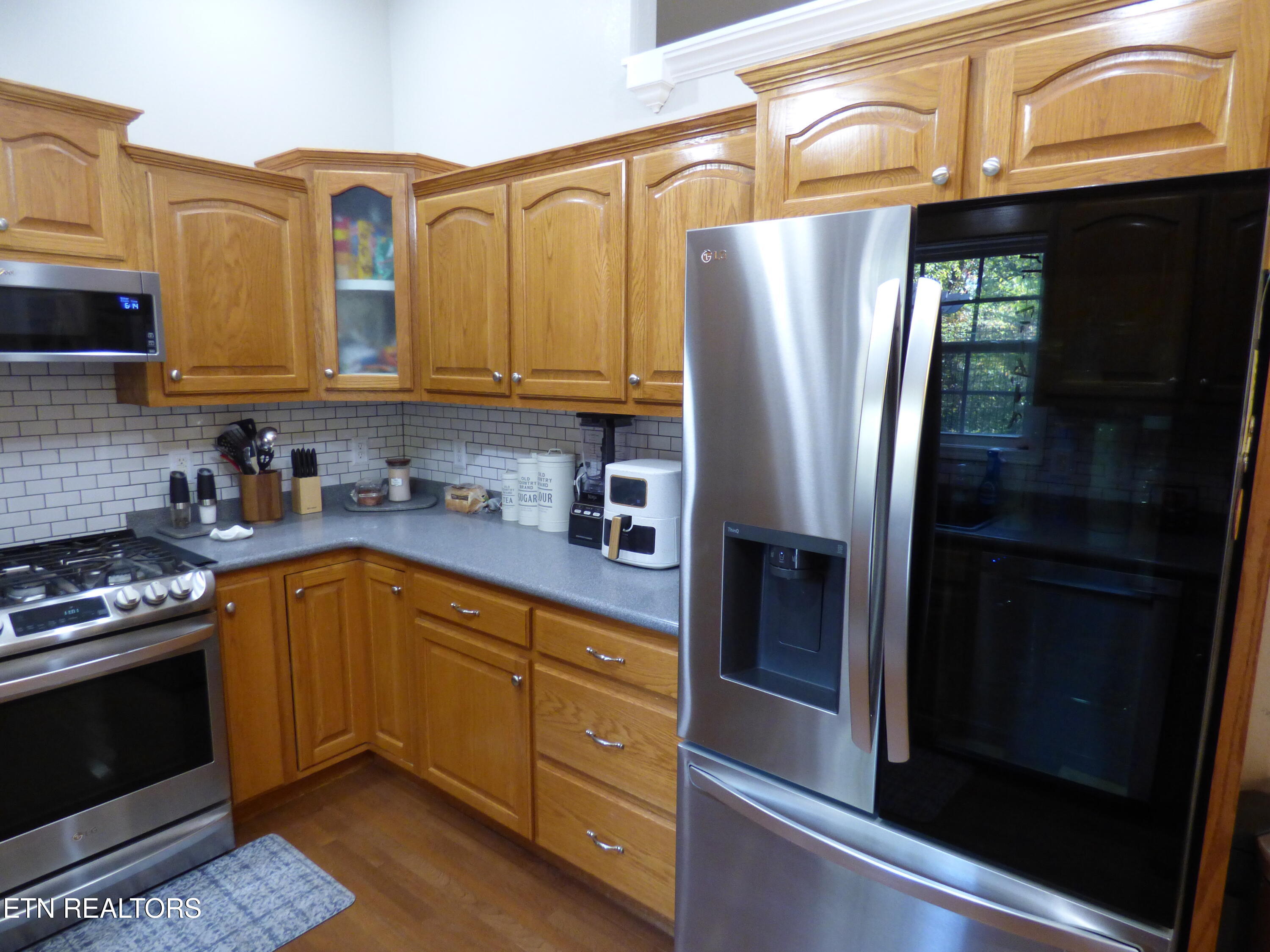 280 E Deer Creek Drive Crossville TN 38571