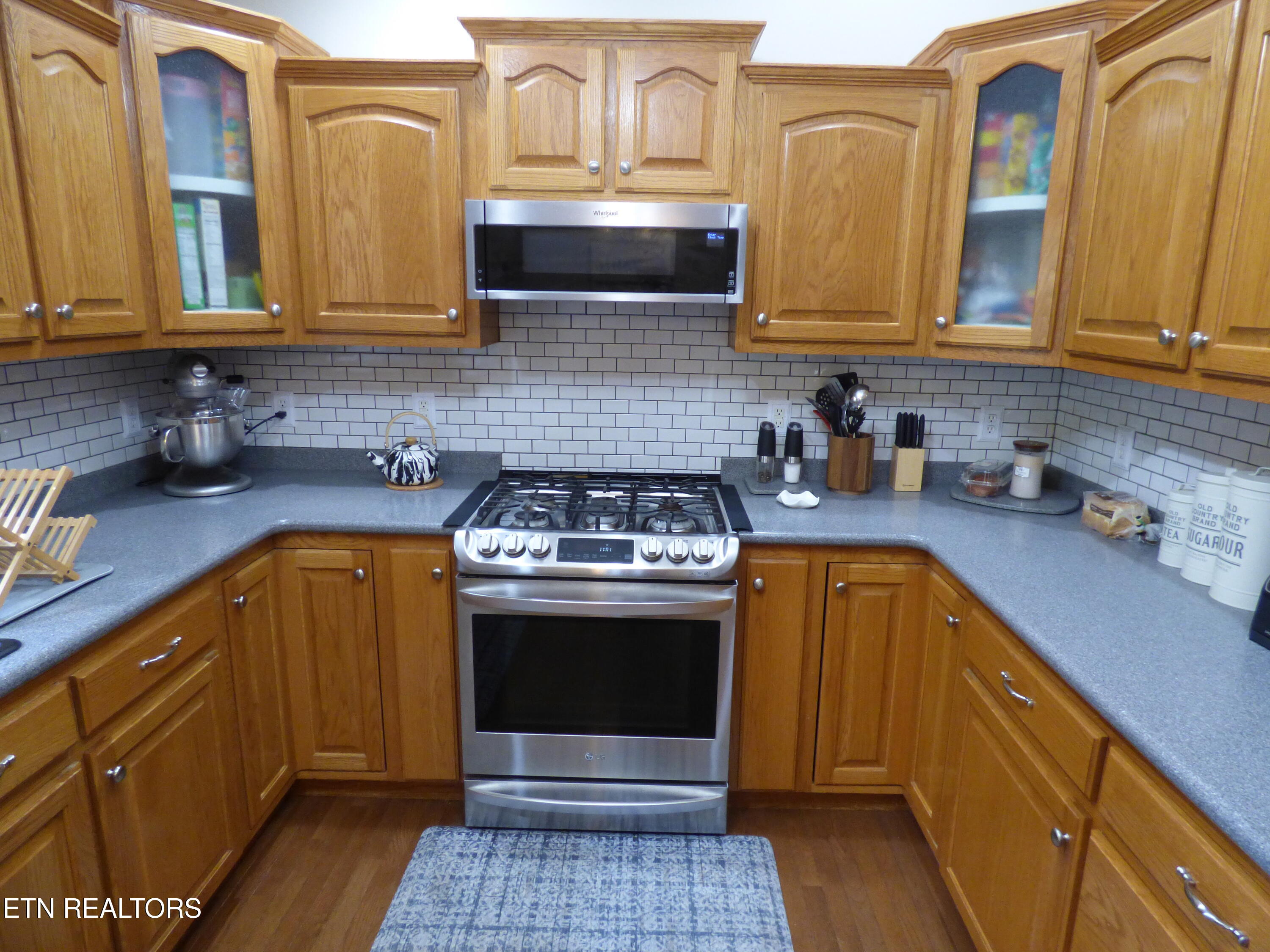 280 E Deer Creek Drive Crossville TN 38571