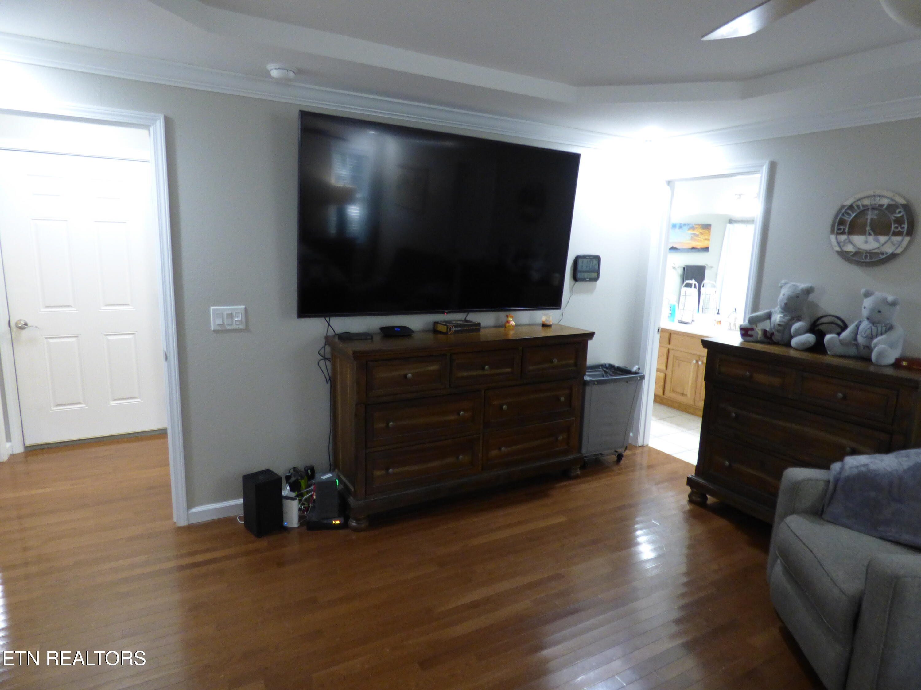 280 E Deer Creek Drive Crossville TN 38571