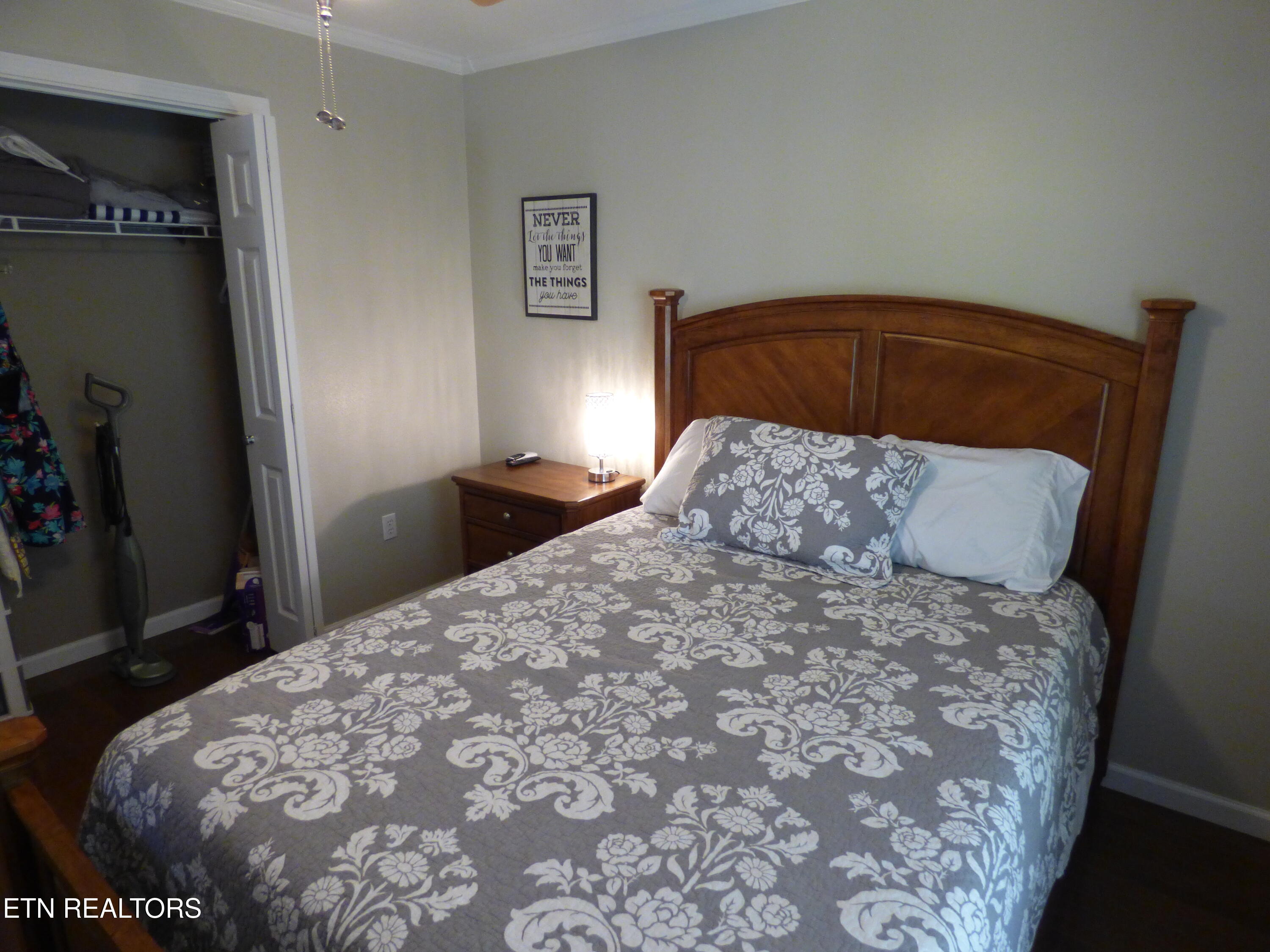 280 E Deer Creek Drive Crossville TN 38571