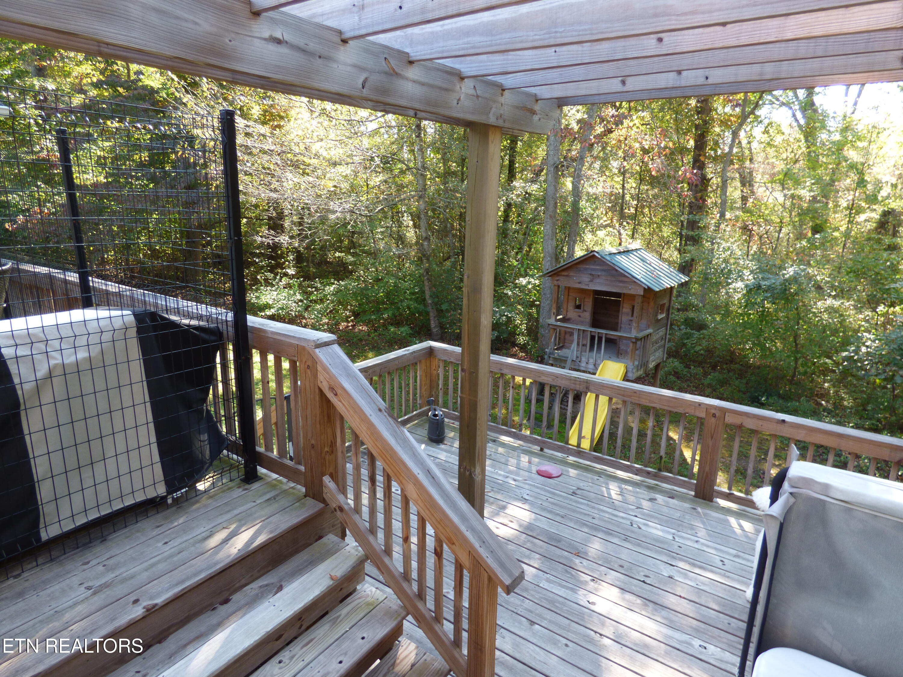 280 E Deer Creek Drive Crossville TN 38571