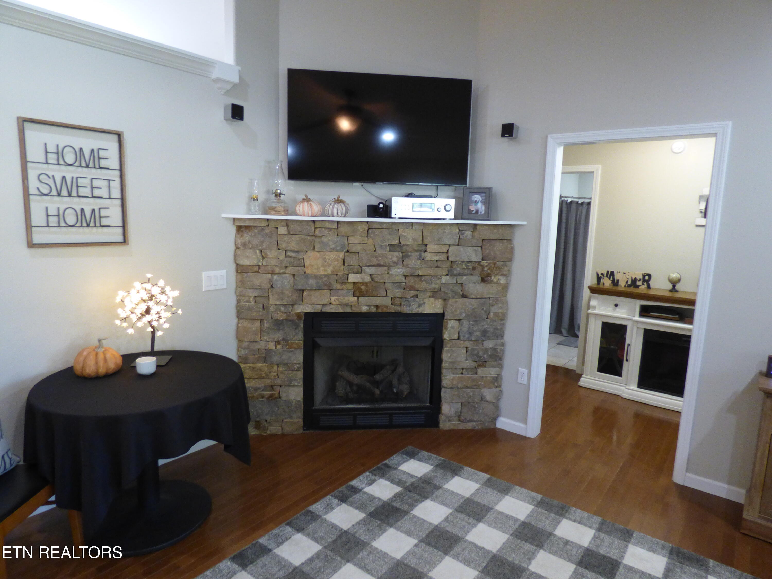 280 E Deer Creek Drive Crossville TN 38571
