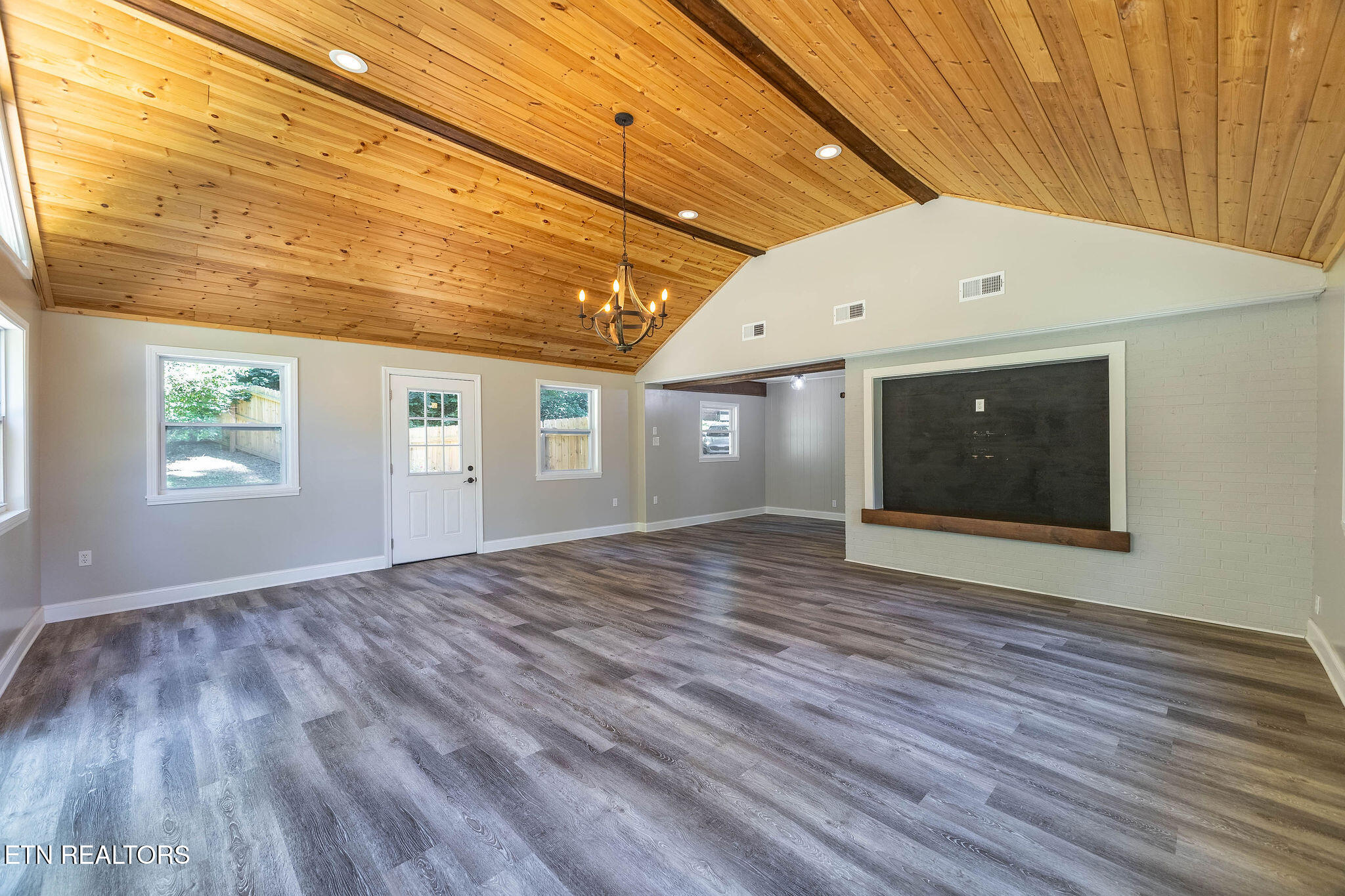 244 Guinnwood Lane Knoxville TN 37922