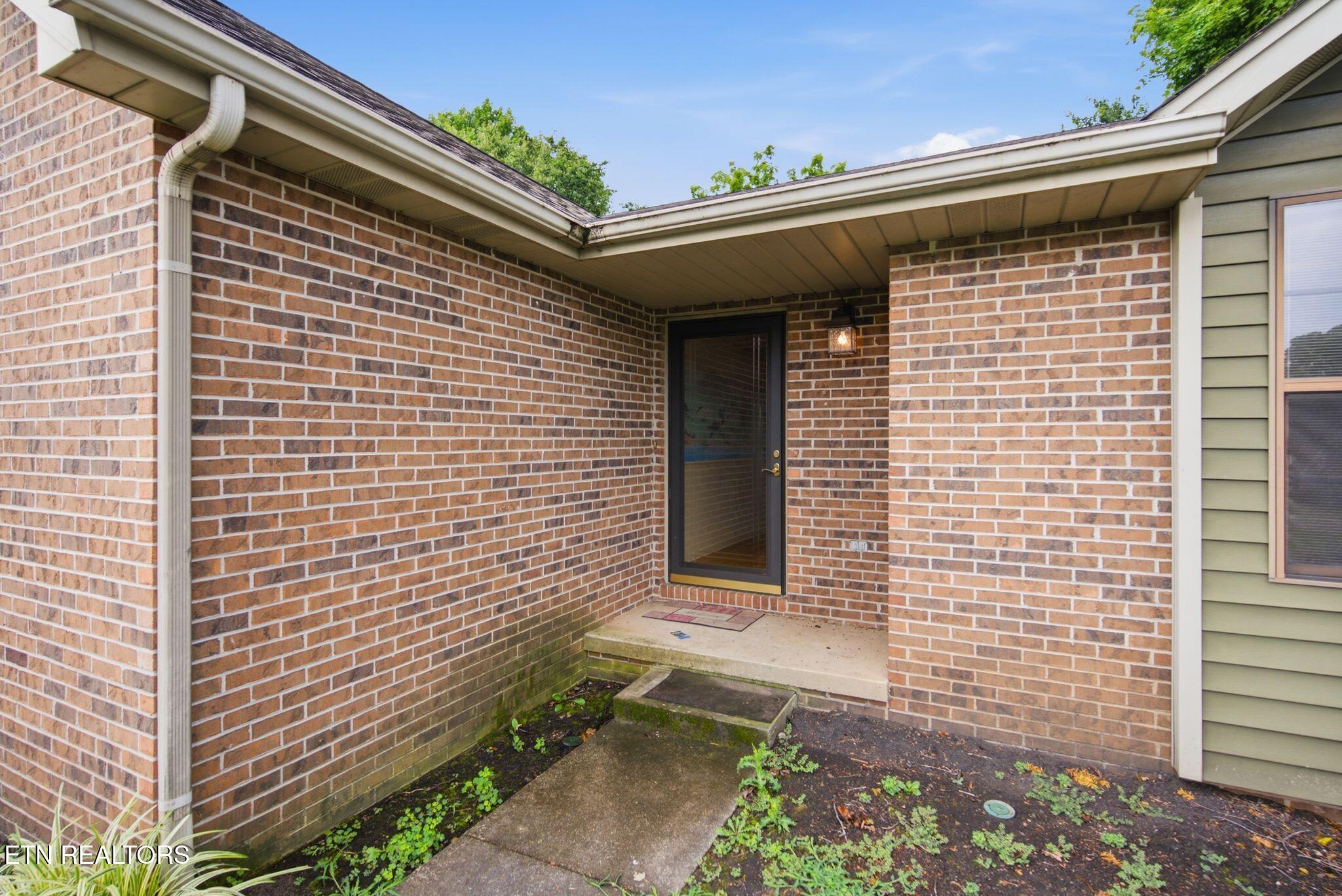 935 Sugarwood Drive Maryville TN 37803