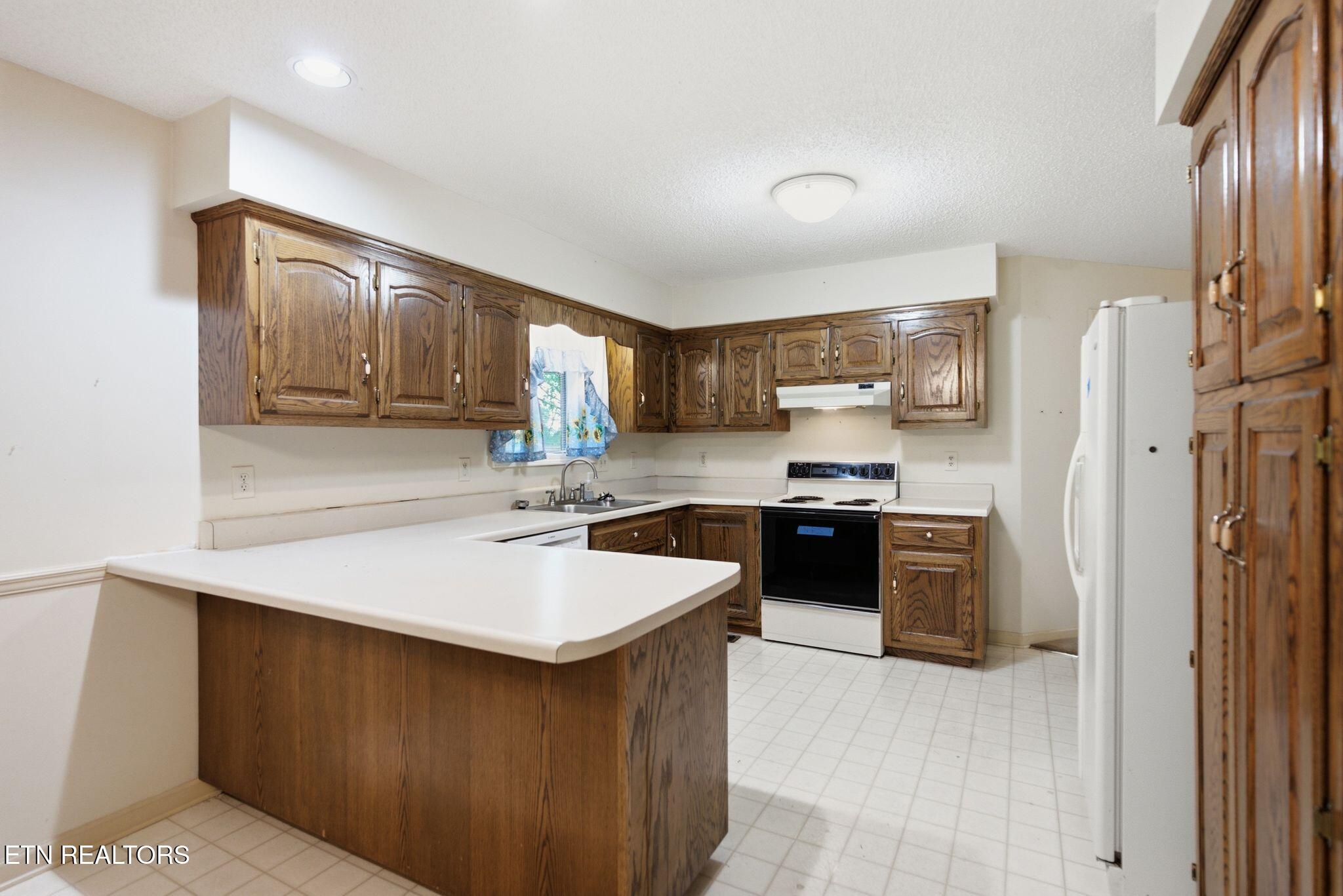 935 Sugarwood Drive Maryville TN 37803