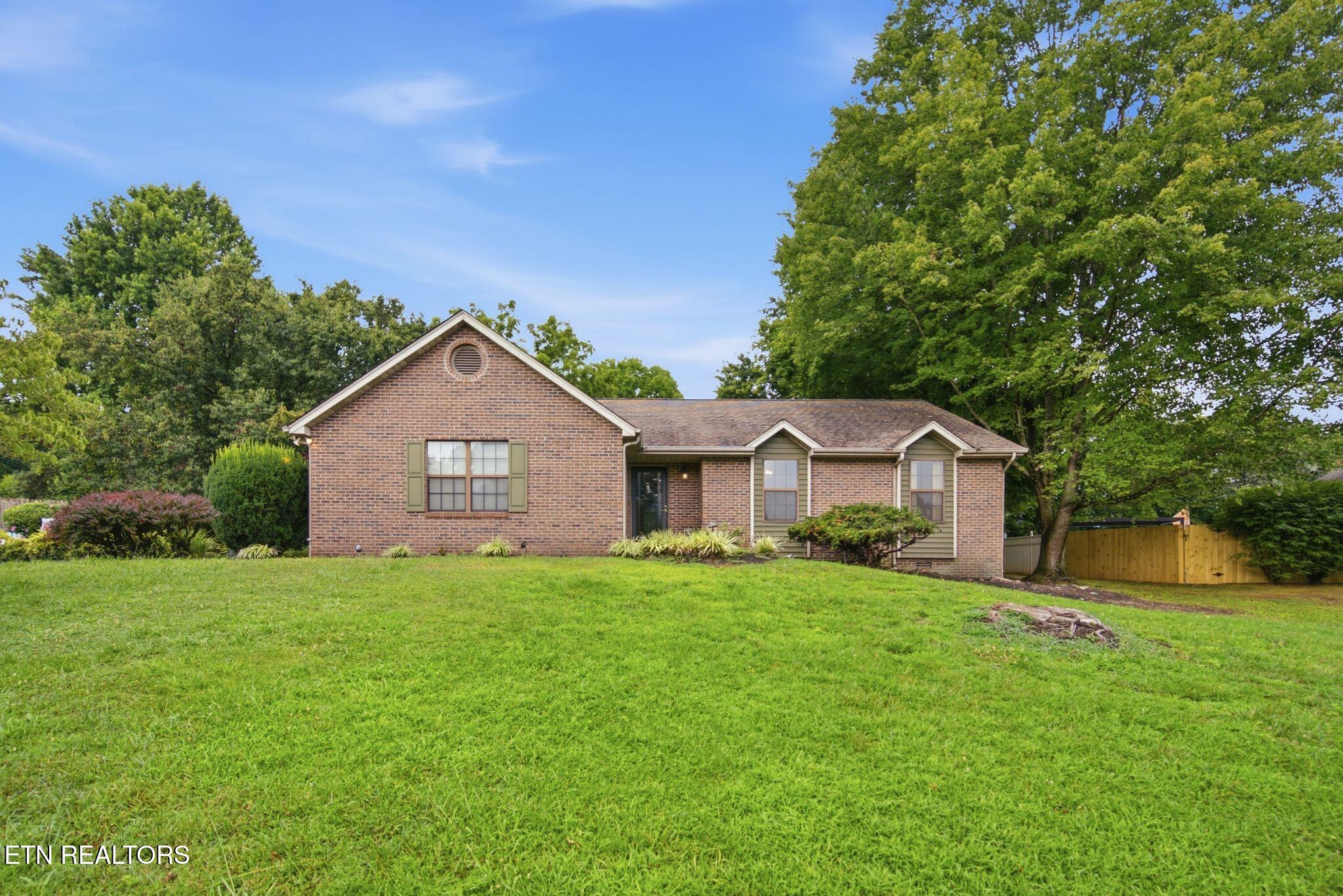 935 Sugarwood Drive Maryville TN 37803